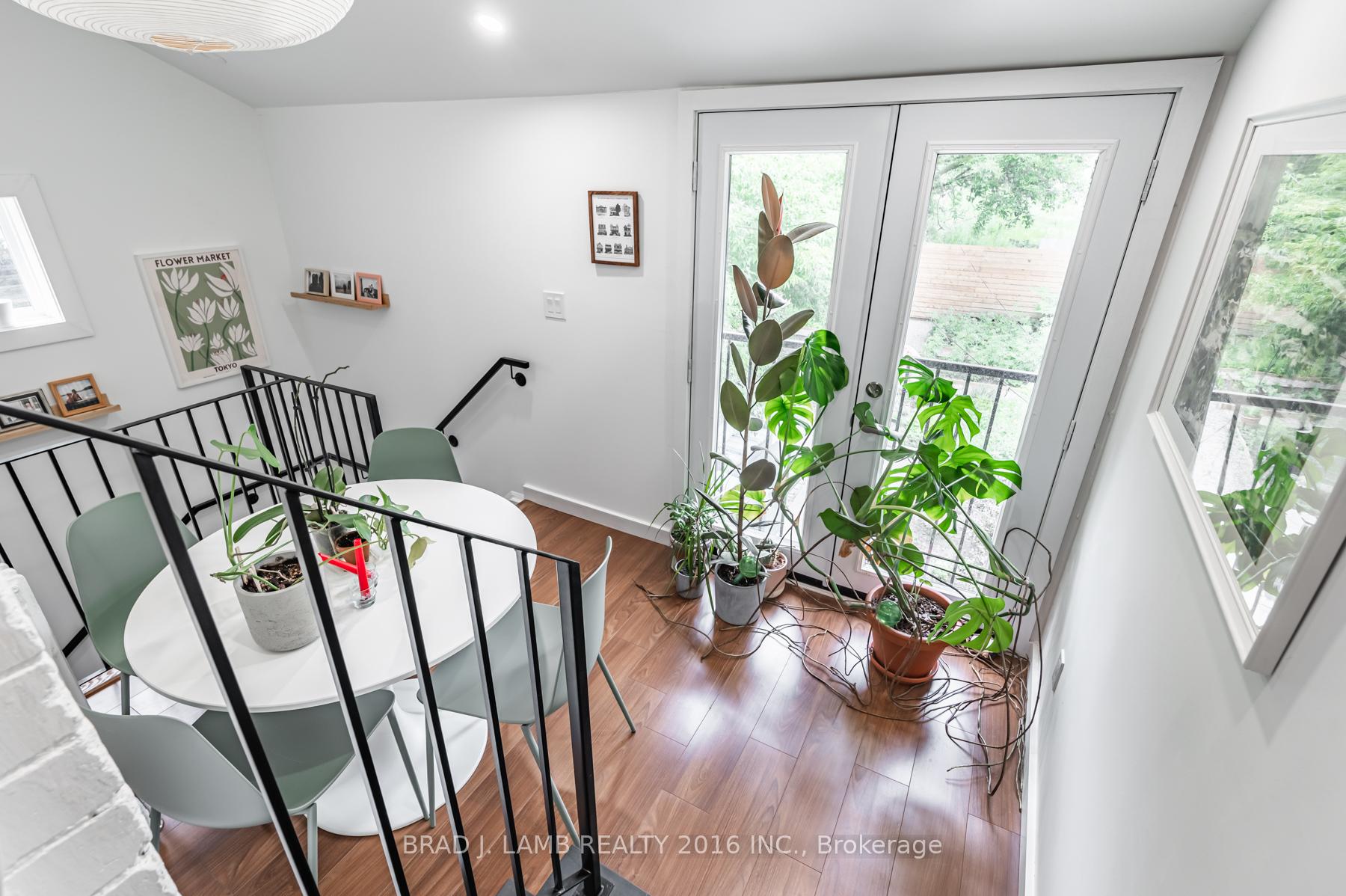 Photo 6 of Unit 4, 56 Wright Avenue, Toronto, Roncesvalles — HOMEH