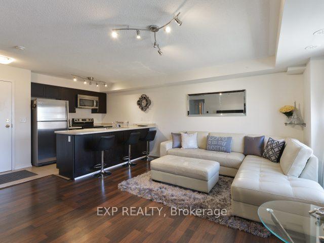 Photo 7 of Unit 7, 129 Isaac Devins Boulevard, North York, Humberlea-Pelmo Park — HOMEH