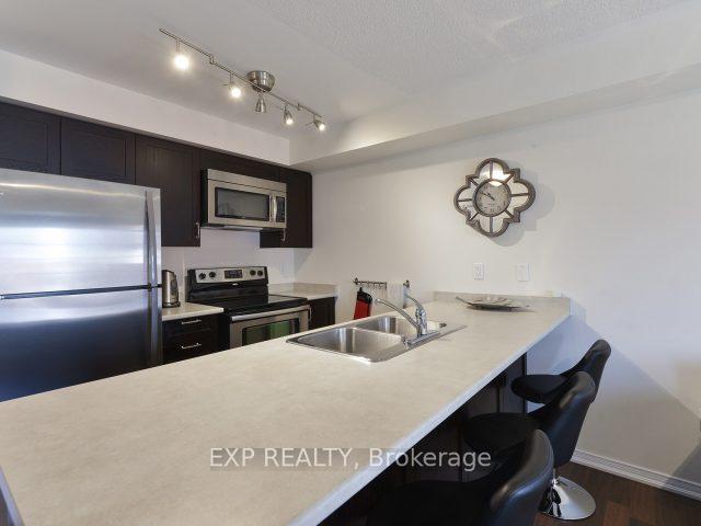 Photo 9 of Unit 7, 129 Isaac Devins Boulevard, North York, Humberlea-Pelmo Park — HOMEH
