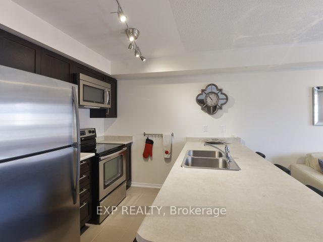 Photo 12 of Unit 7, 129 Isaac Devins Boulevard, North York, Humberlea-Pelmo Park — HOMEH