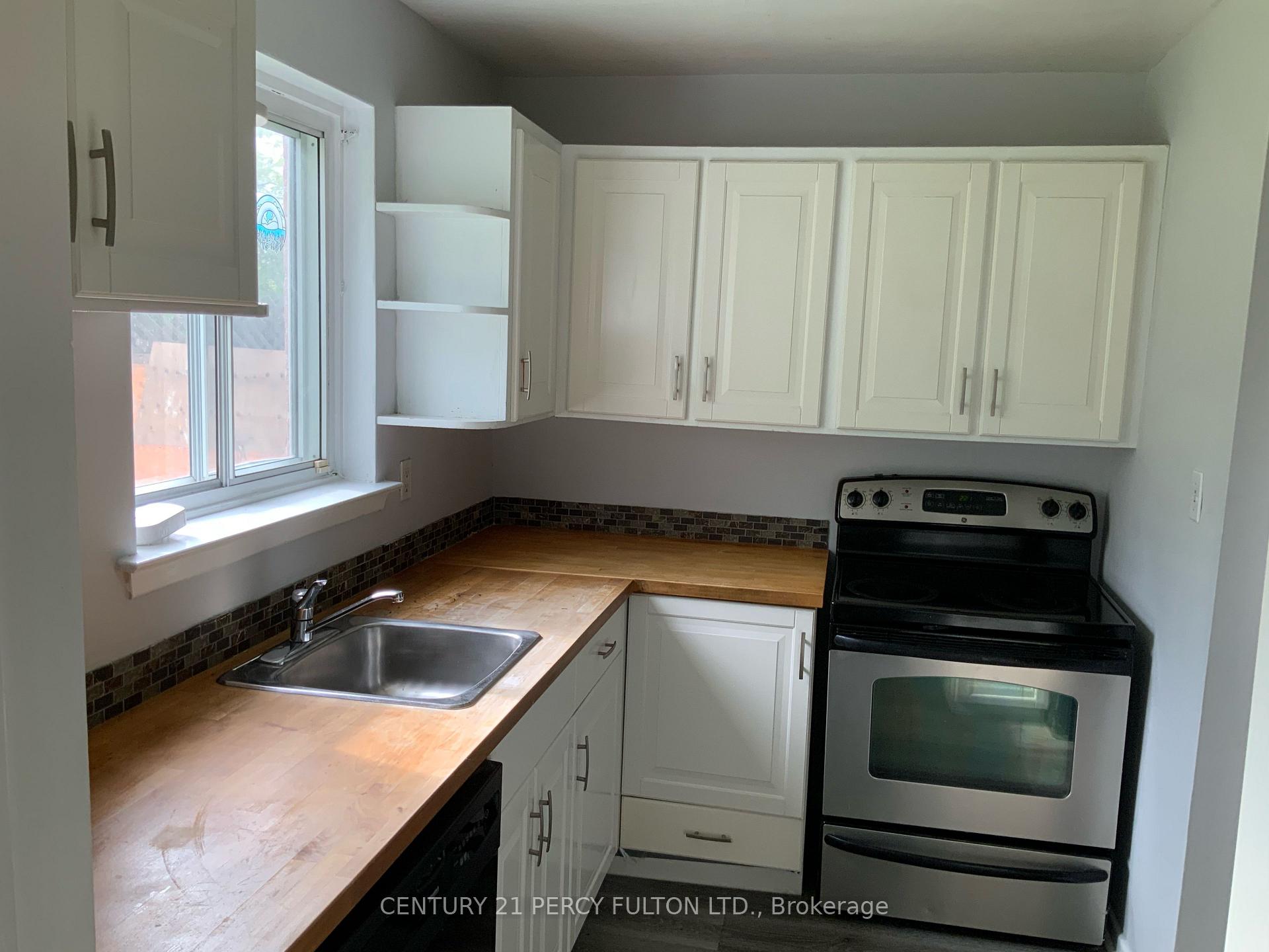 Photo 7 of Unit Main, 22 Mill Street, Markham, Vinegar Hill — HOMEH