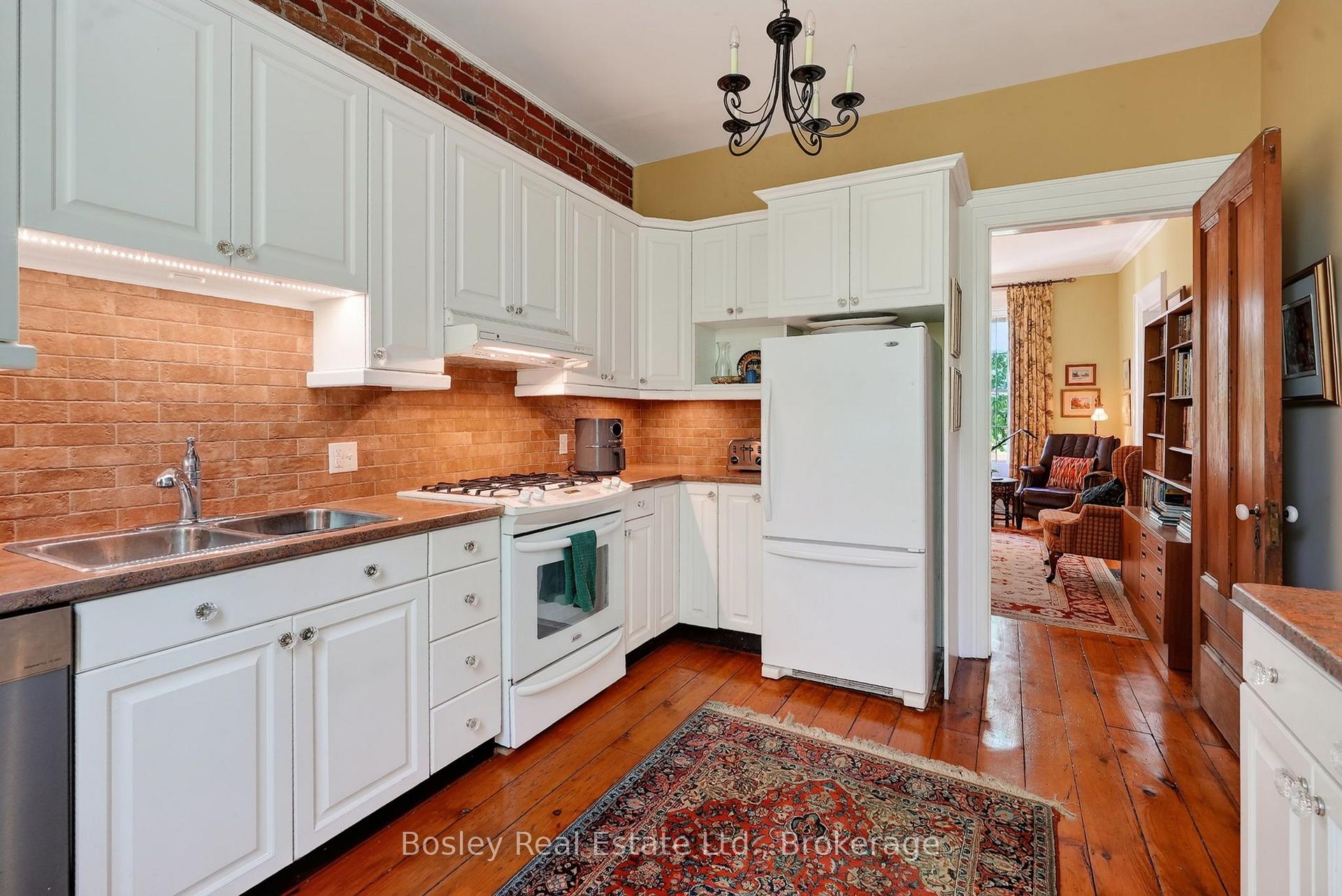 Photo 16 of 4 Baldwin Street, Port Hope — HOMEH