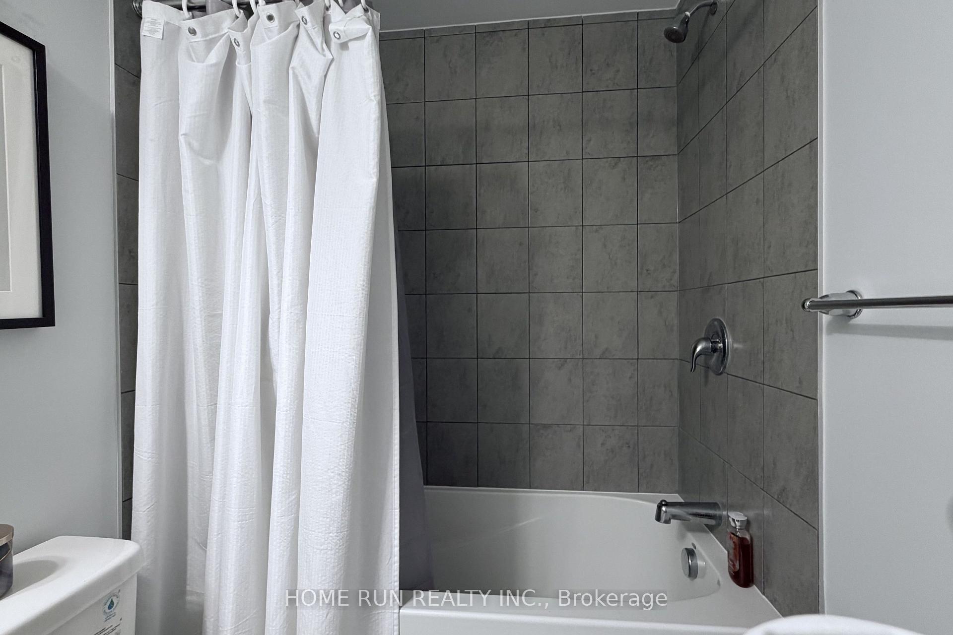 Photo 19 of 219 Billrian Crescent, Ottawa, Stittsville (North) — HOMEH