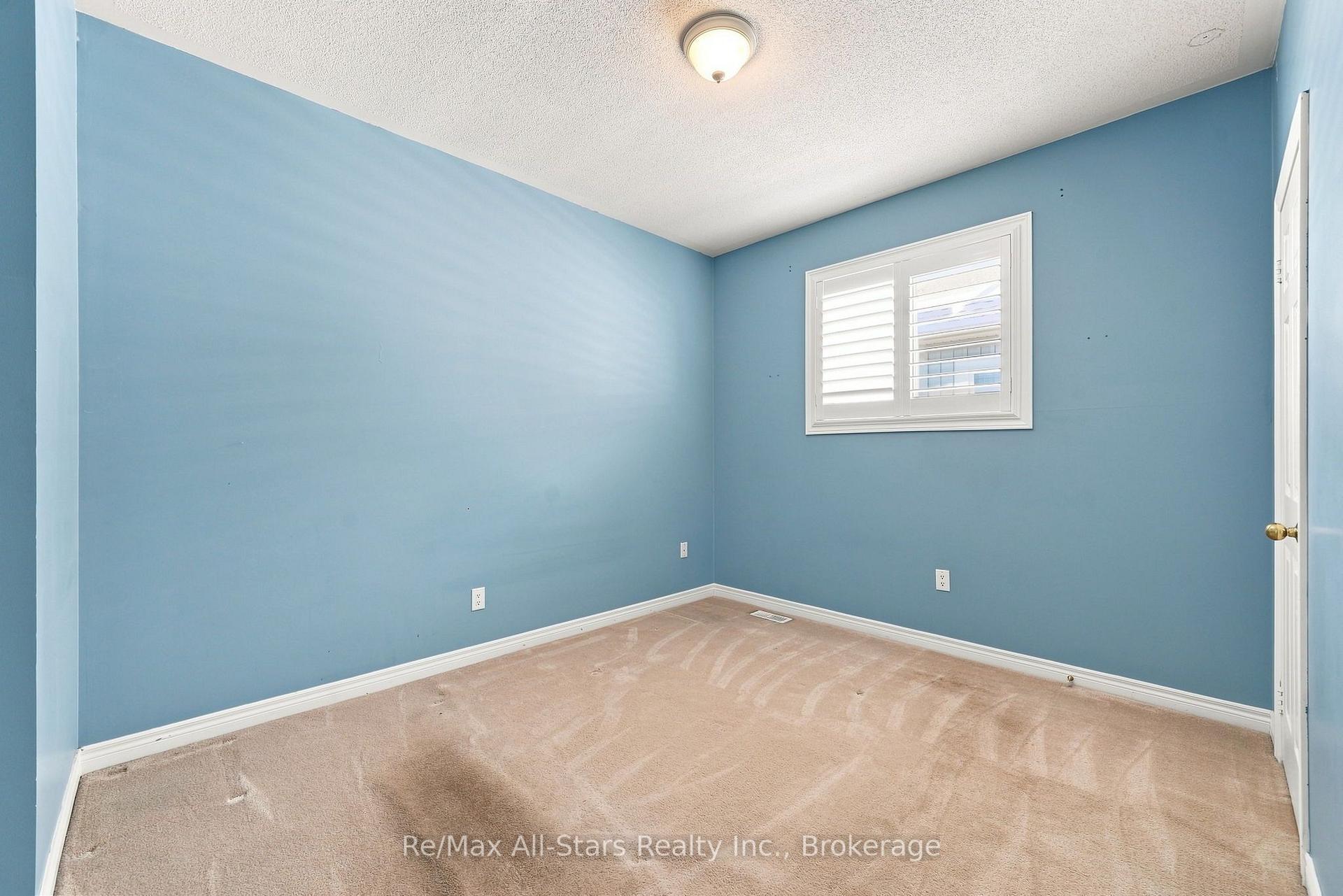 Photo 24 of 90 Roseborough Drive, Scugog, Port Perry — HOMEH