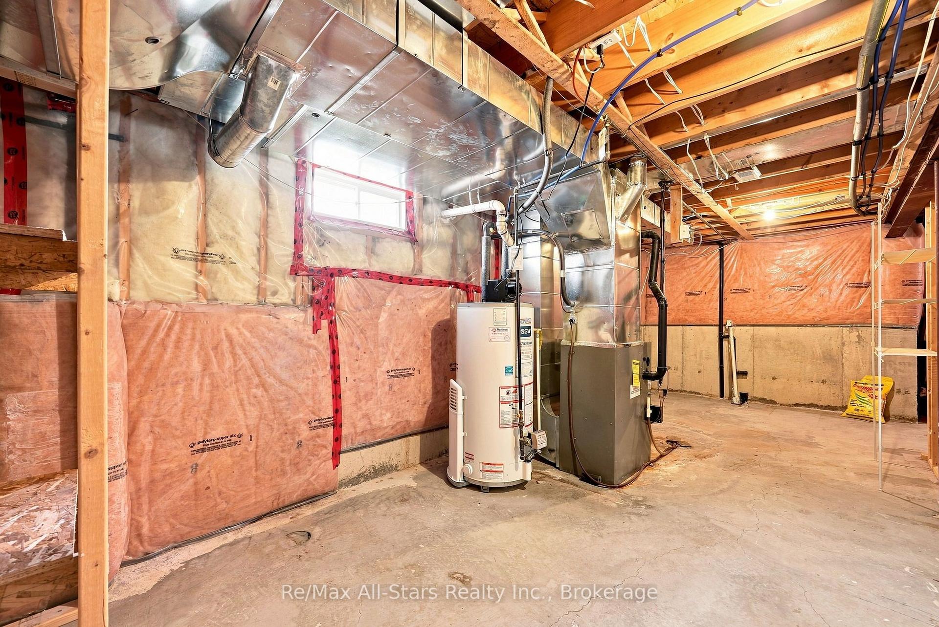 Photo 39 of 90 Roseborough Drive, Scugog, Port Perry — HOMEH