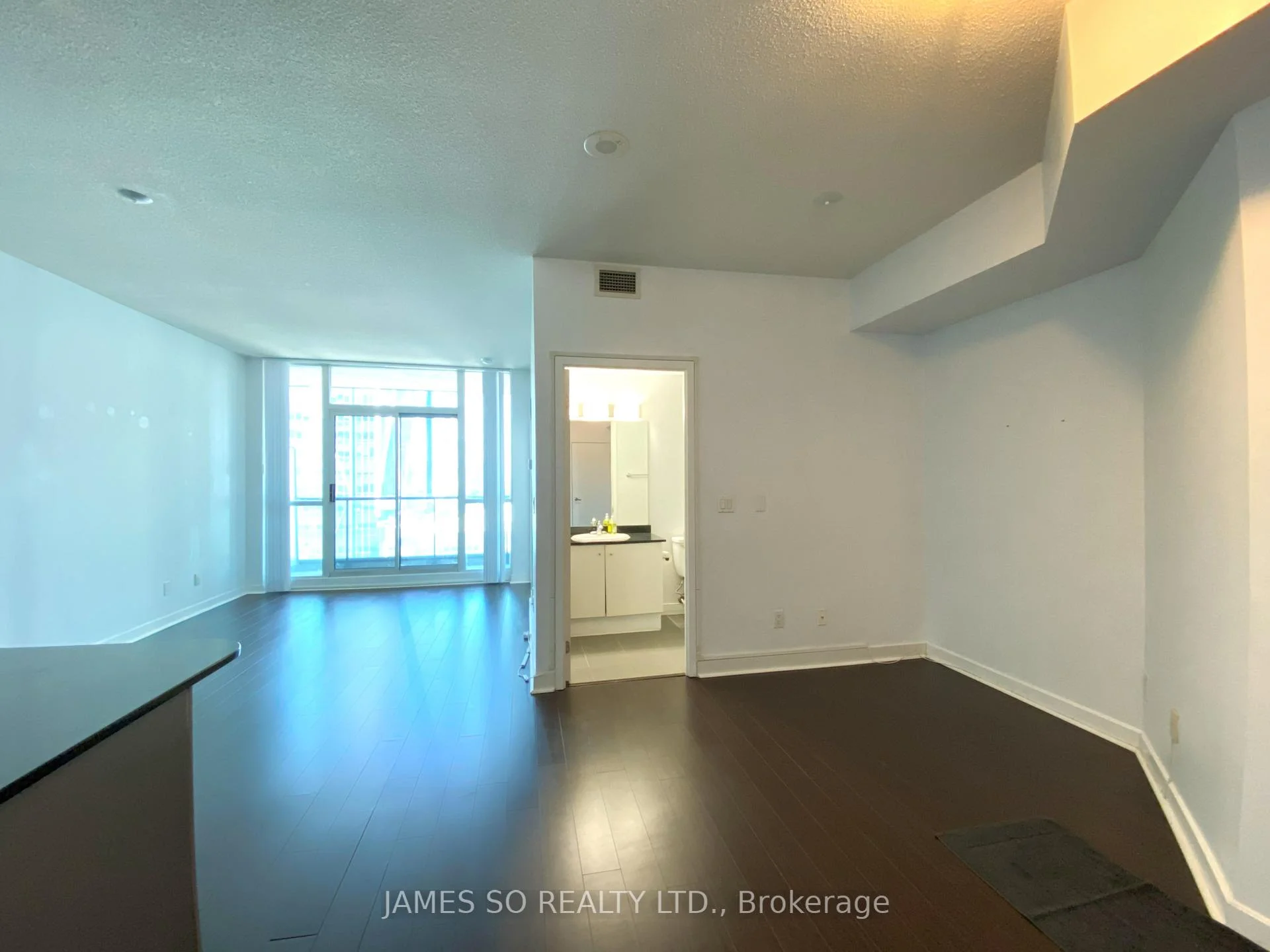 Photo 17 of Unit 1901, 12 Yonge Street, Toronto, Waterfront Communities — HOMEH