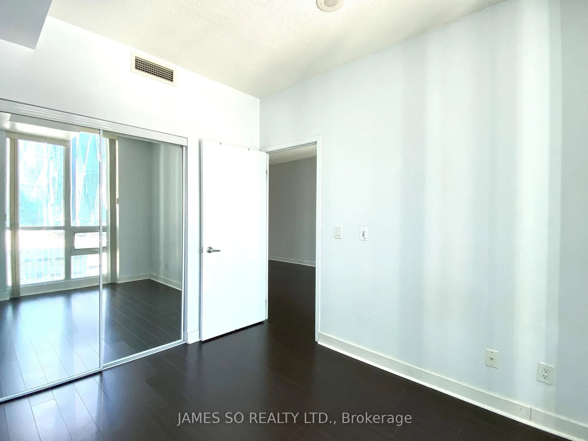 Photo 31 of Unit 1901, 12 Yonge Street, Toronto, Waterfront Communities — HOMEH