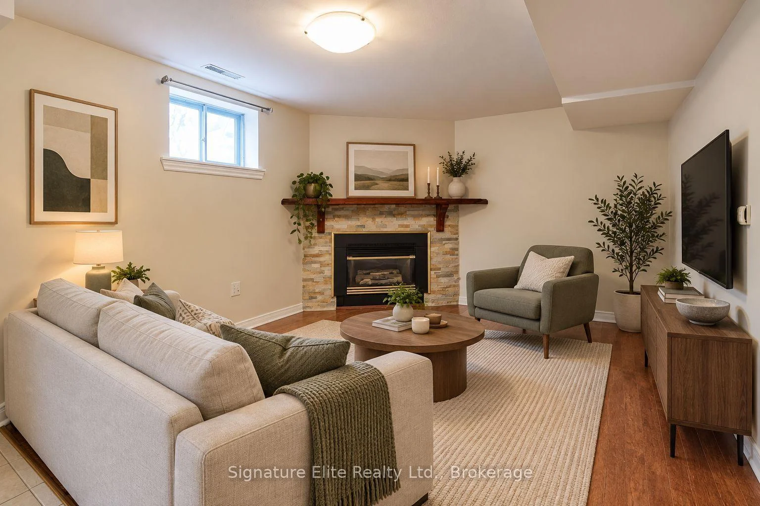 Photo 13 of Unit Lower, 903 King Street E, Oshawa, Donevan — HOMEH
