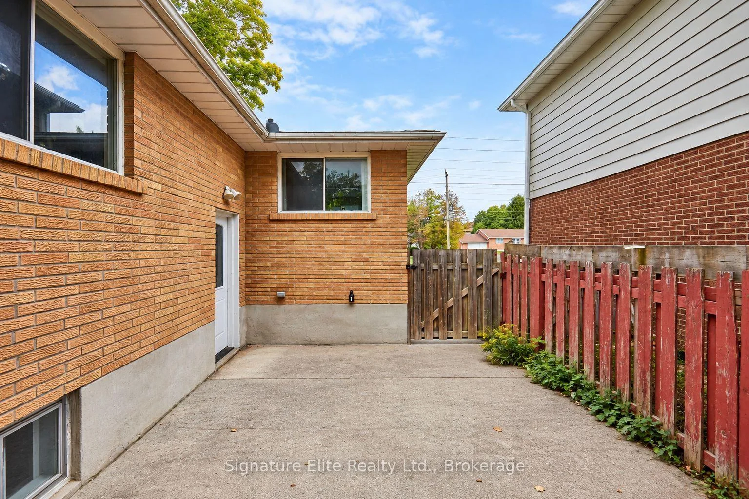 Photo 44 of Unit Lower, 903 King Street E, Oshawa, Donevan — HOMEH