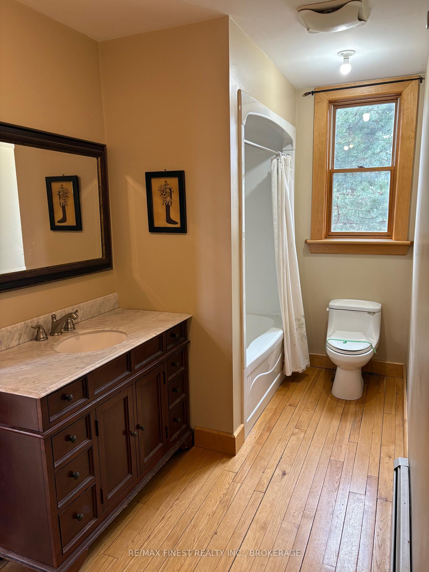 Photo 10 of 1035 Sweetfern Lane, Frontenac, Frontenac South — HOMEH