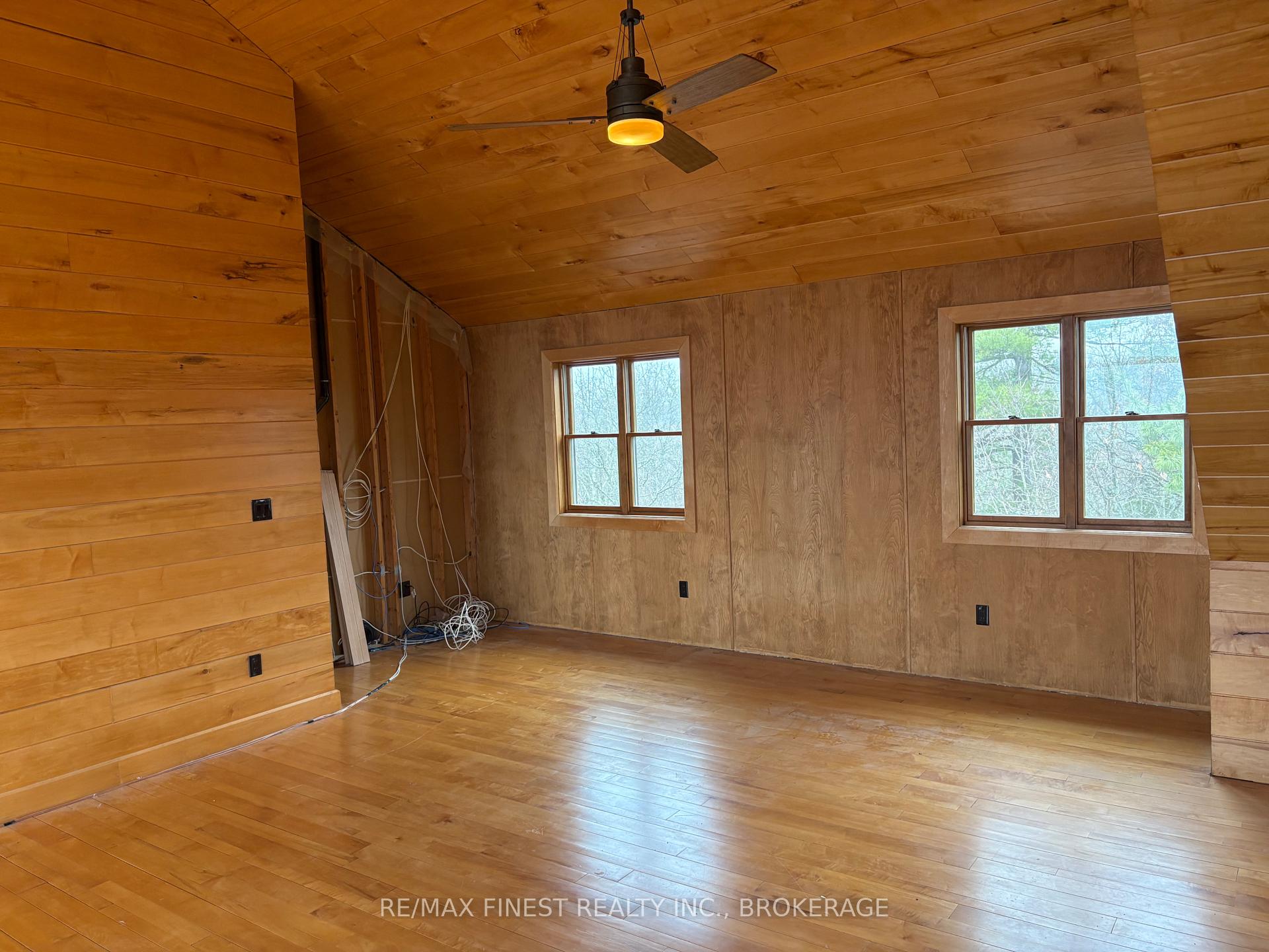Photo 17 of 1035 Sweetfern Lane, Frontenac, Frontenac South — HOMEH