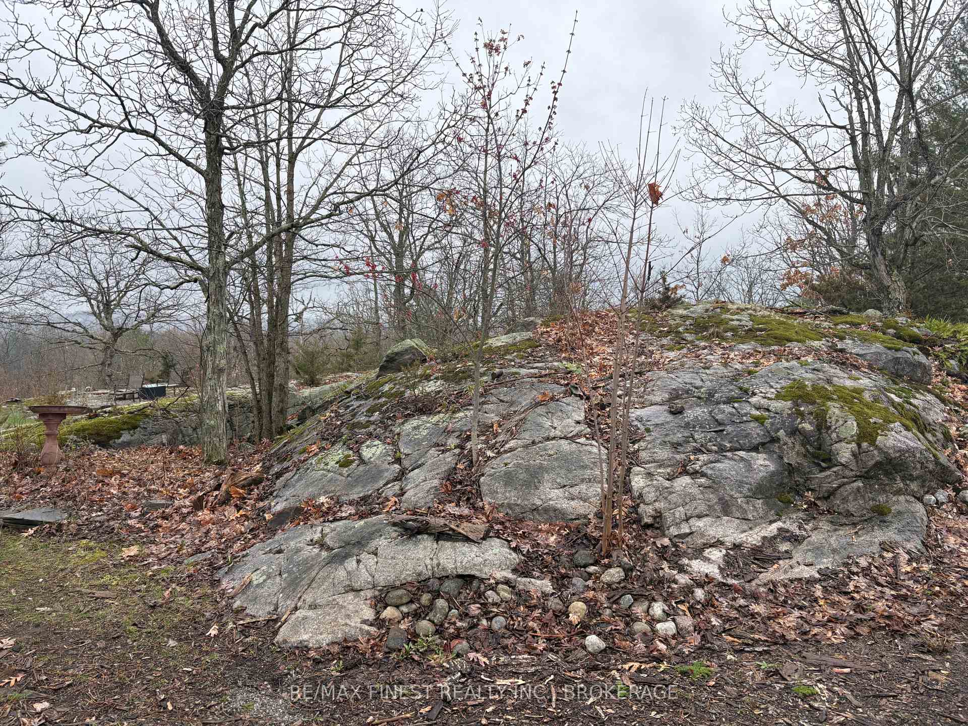 Photo 28 of 1035 Sweetfern Lane, Frontenac, Frontenac South — HOMEH