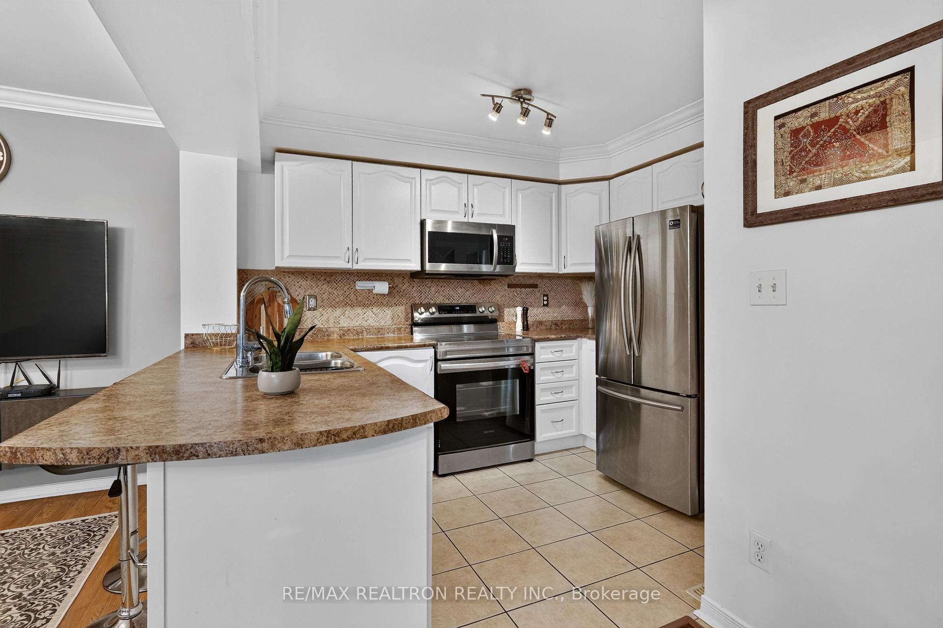 Photo 14 of 24 Cullcastle Street, Ajax, South West — HOMEH