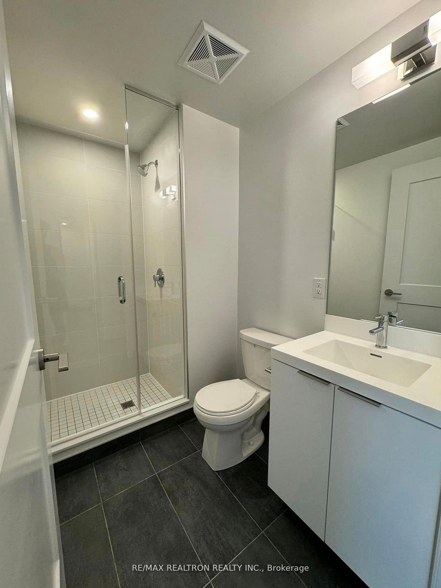 Photo 12 of Unit 712, 8 Widmer Street, Toronto, Waterfront Communities — HOMEH