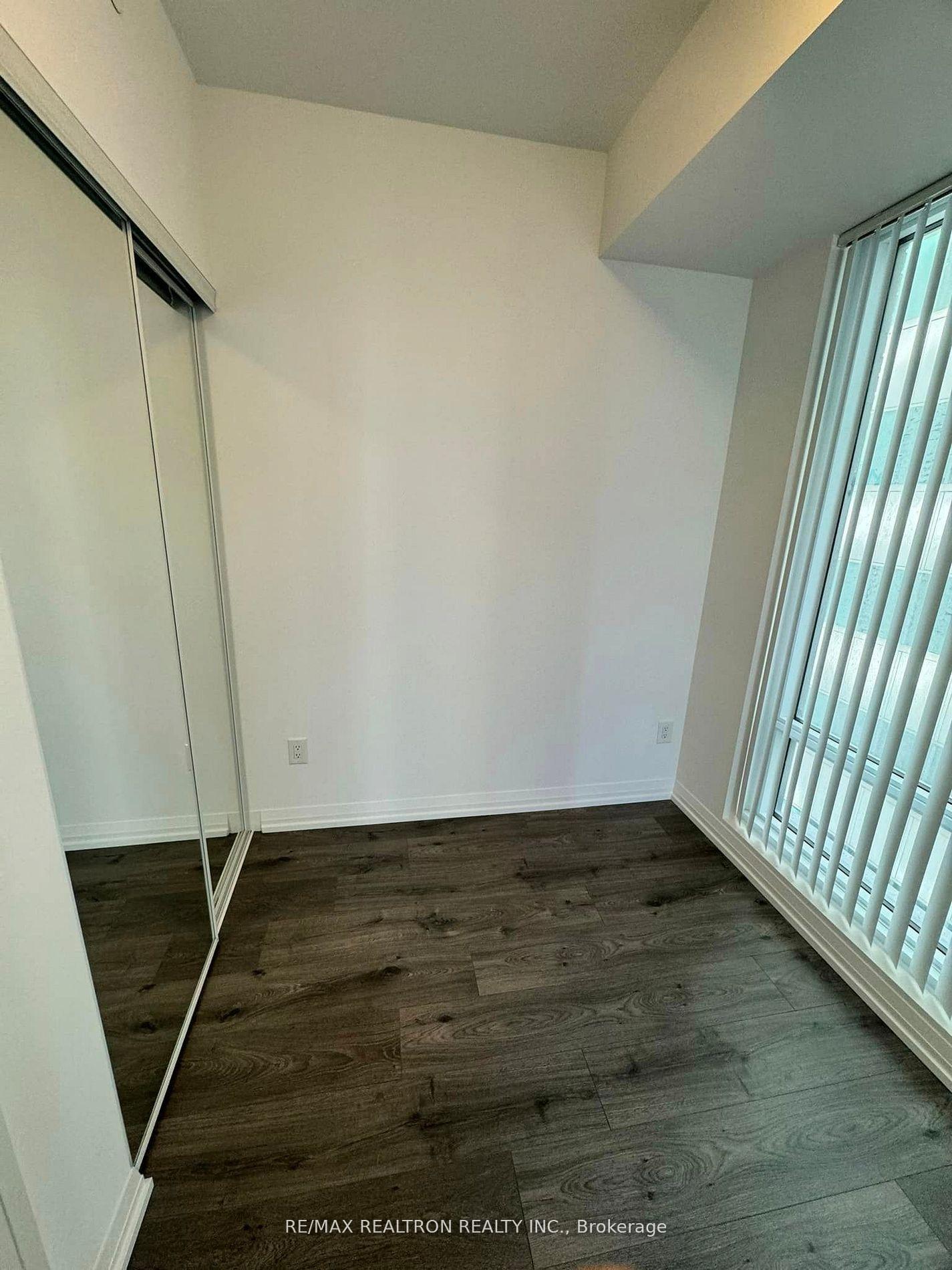 Photo 14 of Unit 712, 8 Widmer Street, Toronto, Waterfront Communities — HOMEH