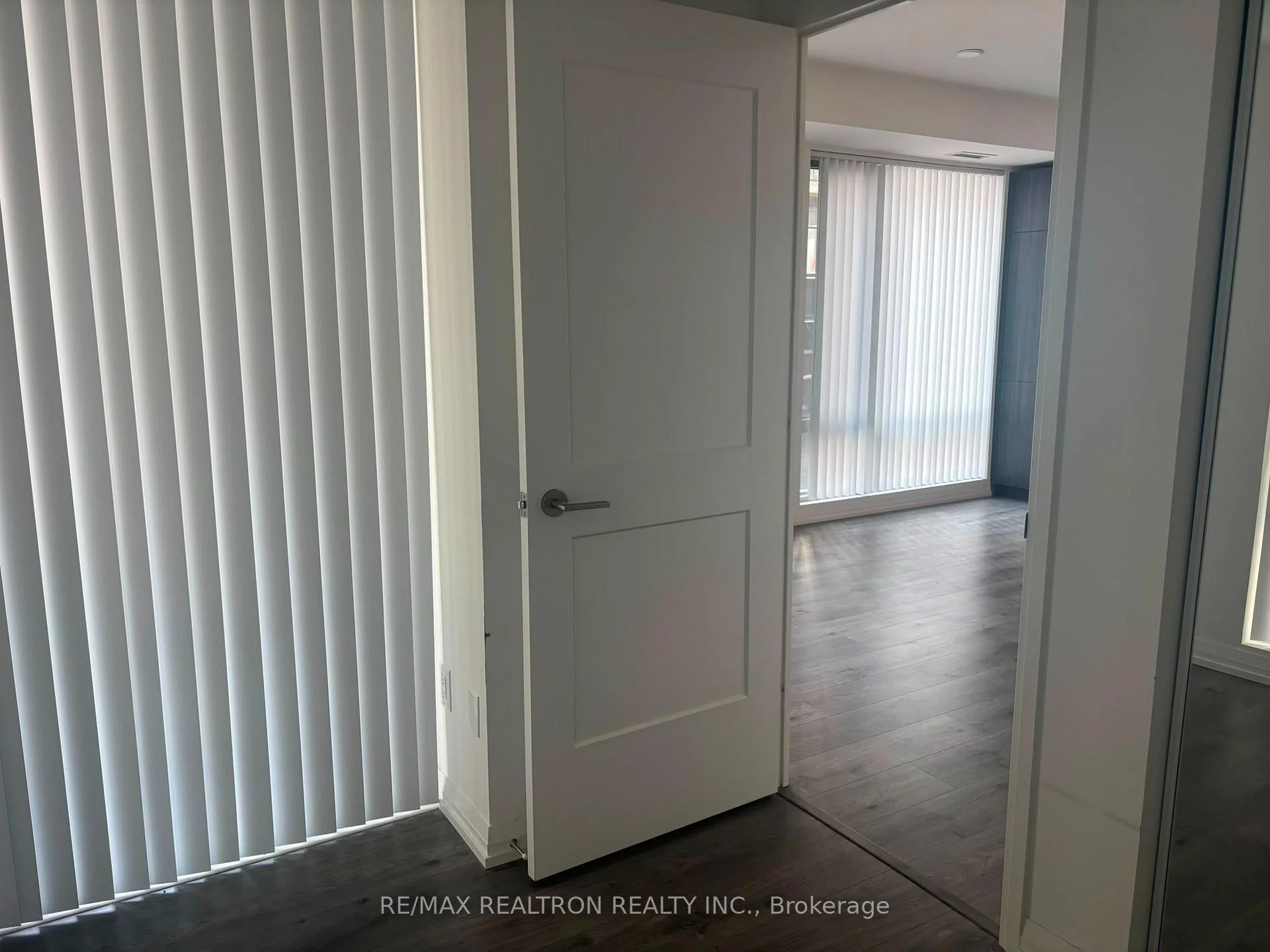 Photo 11 of Unit 712, 8 Widmer Street, Toronto, Waterfront Communities — HOMEH