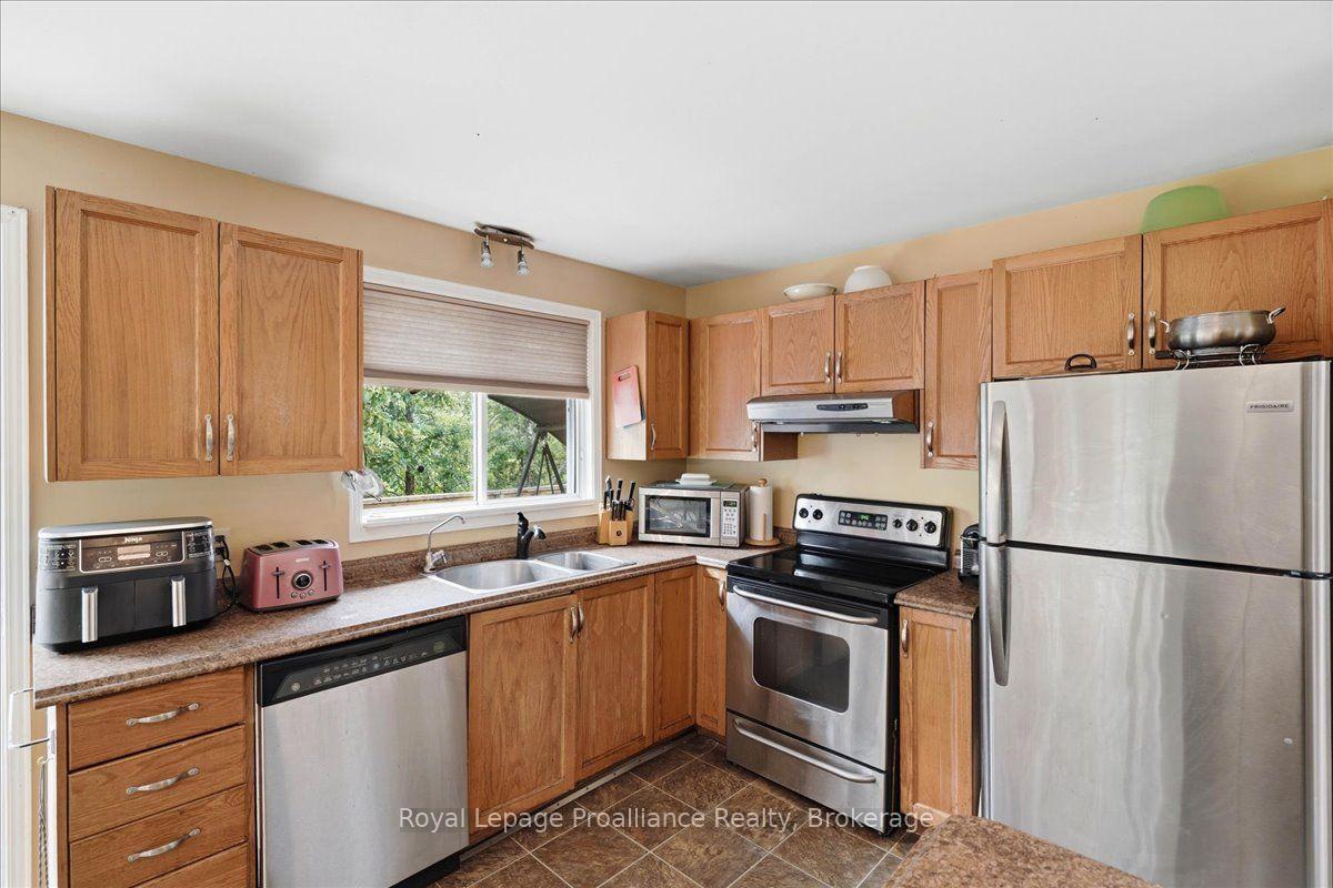 Photo 10 of 88 A Price Road, Tweed, Elzevir (Twp) — HOMEH