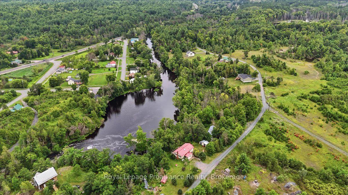 Photo 43 of 88 A Price Road, Tweed, Elzevir (Twp) — HOMEH