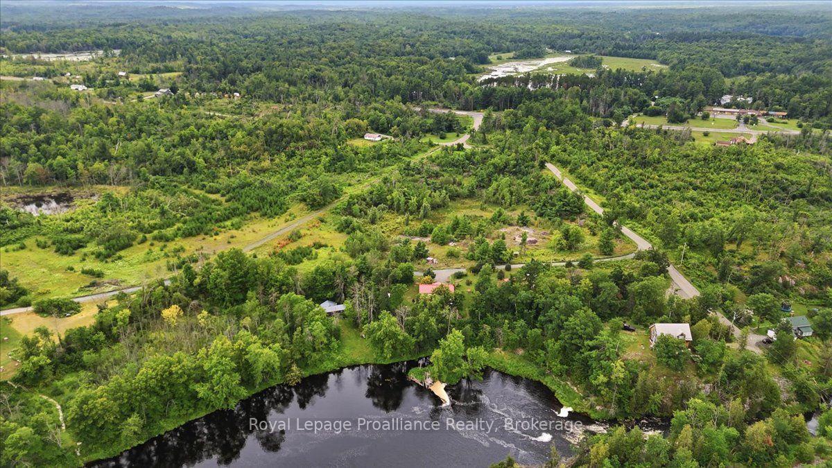 Photo 44 of 88 A Price Road, Tweed, Elzevir (Twp) — HOMEH