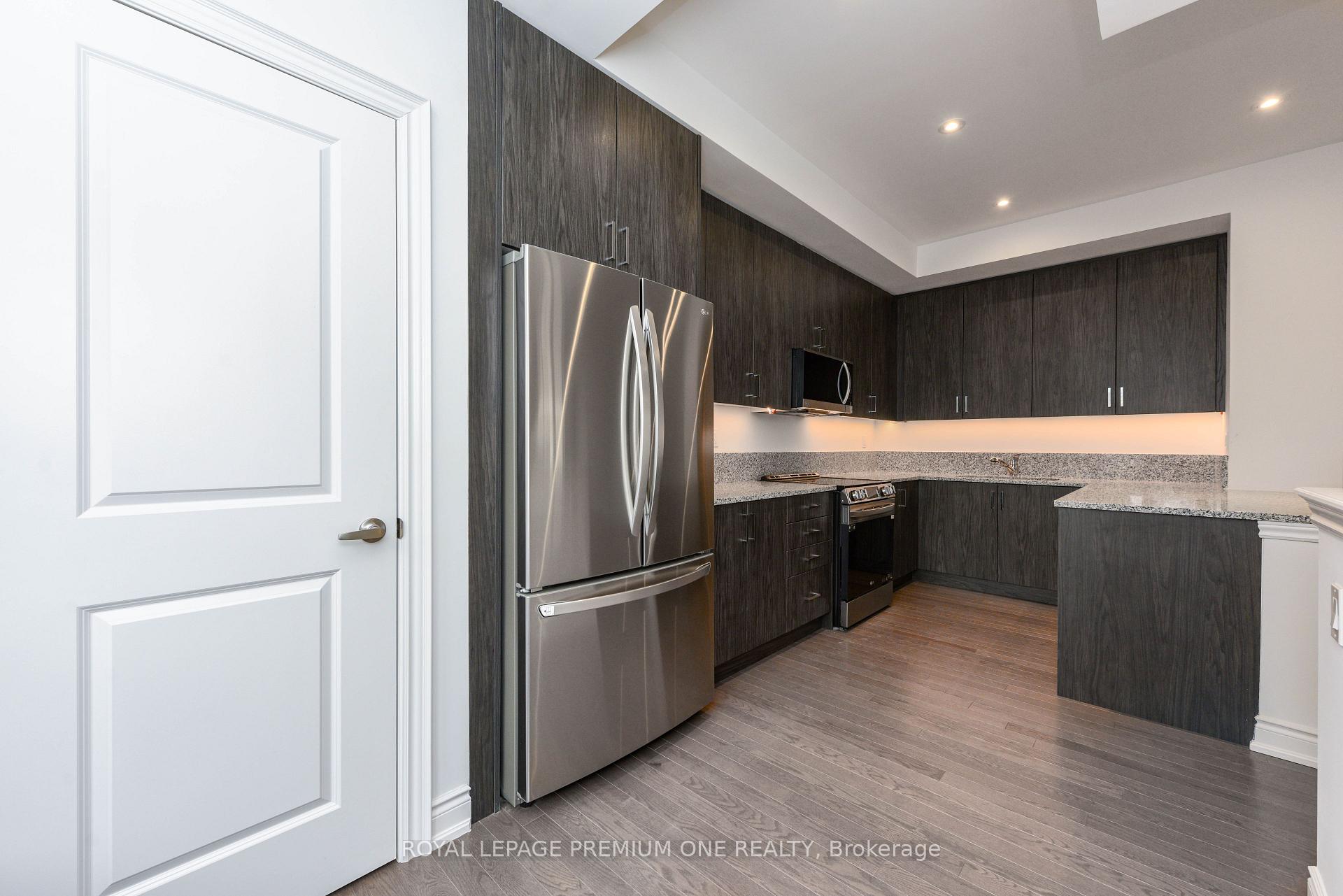 Photo 29 of Unit 305, 38 Earlington Avenue, Etobicoke, Kingsway South — HOMEH