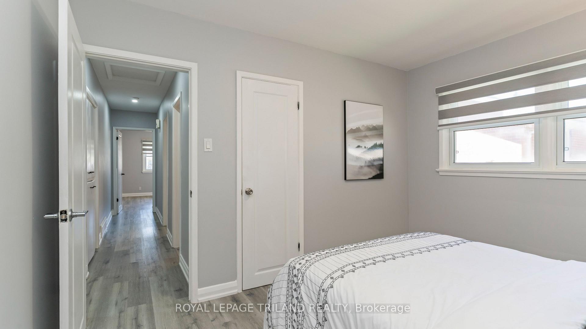 Photo 17 of 171 Dawn Drive, London, East H — HOMEH