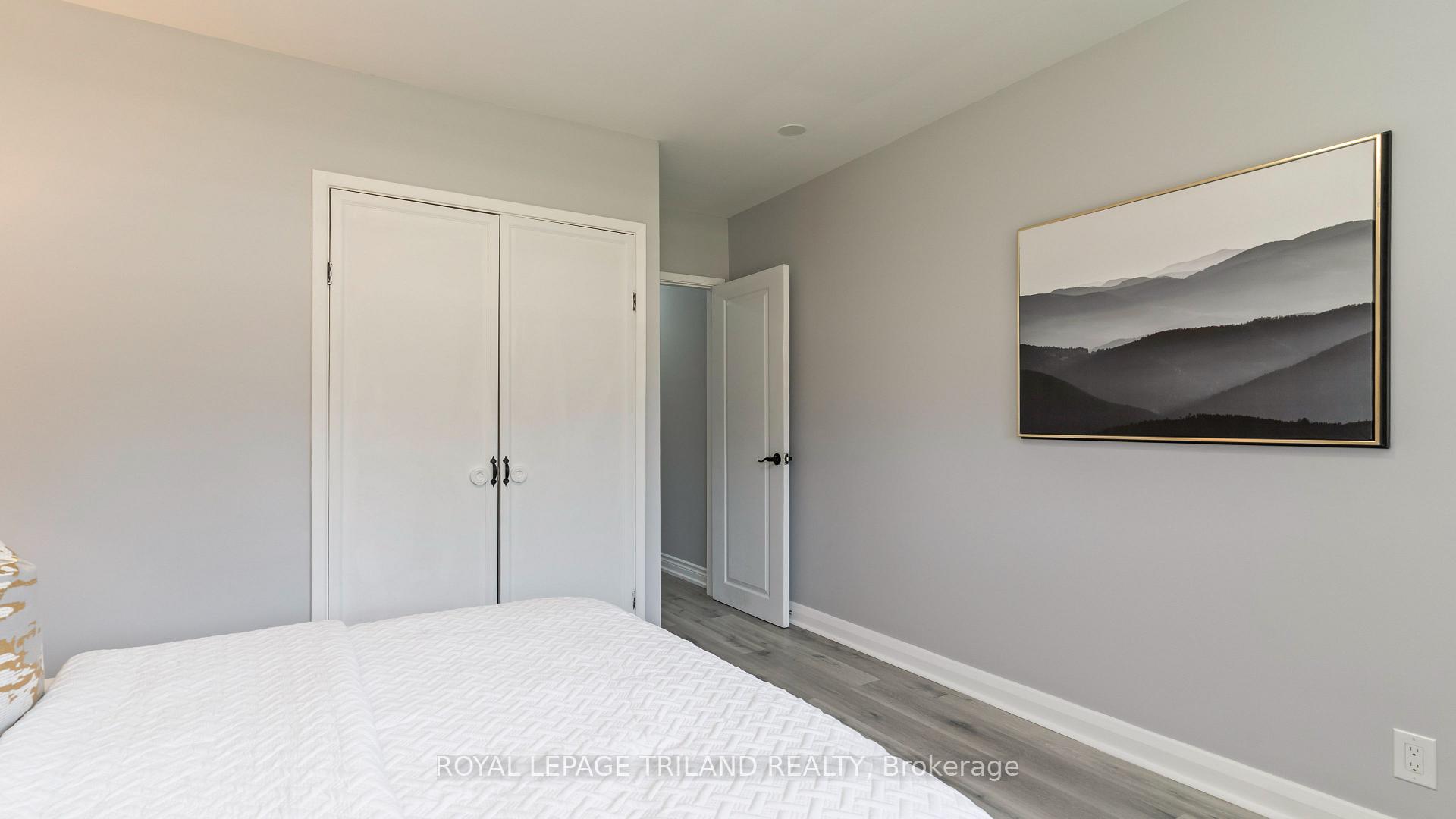 Photo 20 of 171 Dawn Drive, London, East H — HOMEH