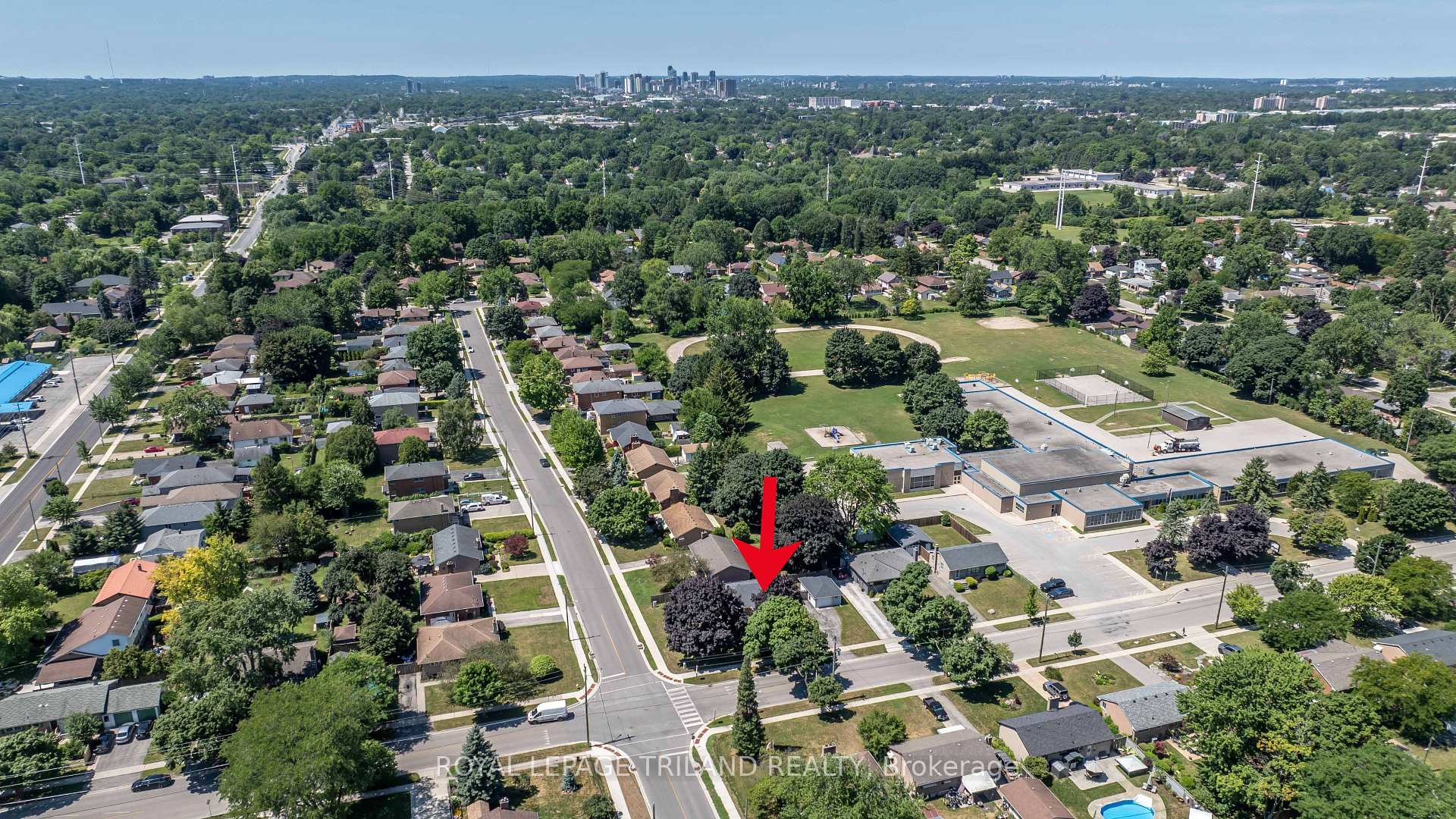 Photo 29 of 171 Dawn Drive, London, East H — HOMEH