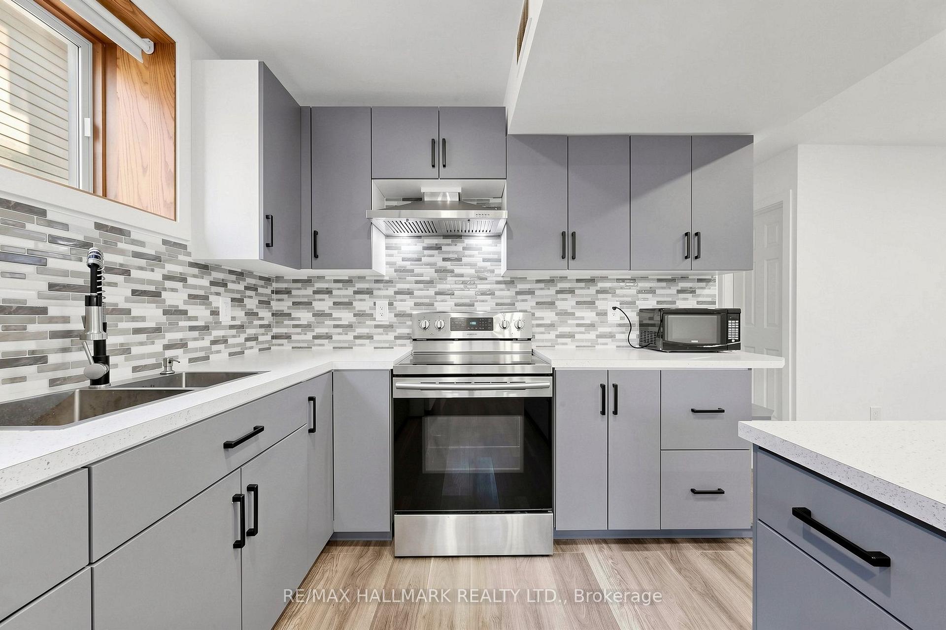 Photo 17 of 90 Barre Drive, Barrie, Painswick North — HOMEH