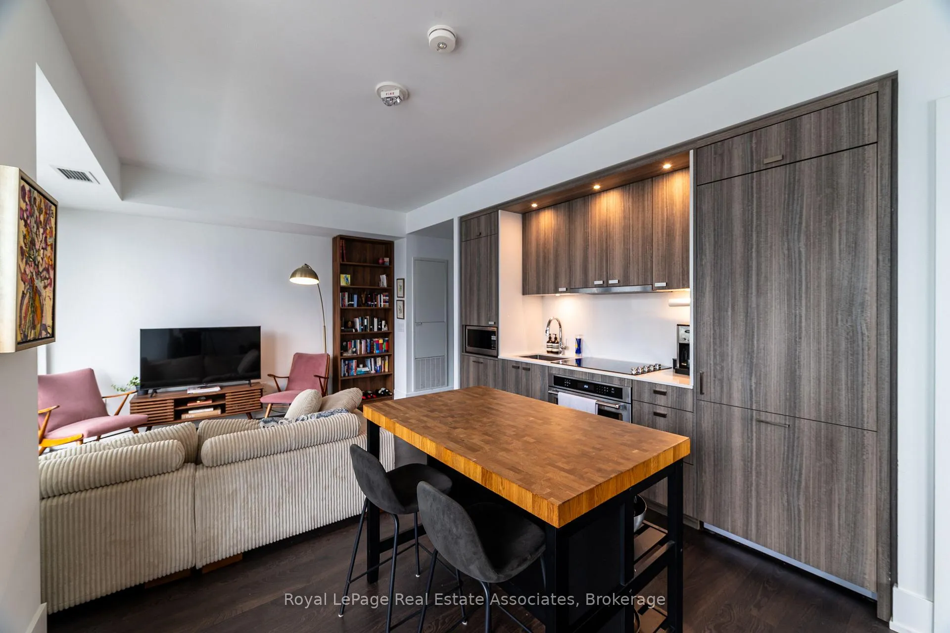 Photo 2 of Unit 1206, 480 Front Street W, Toronto, Waterfront Communities — HOMEH