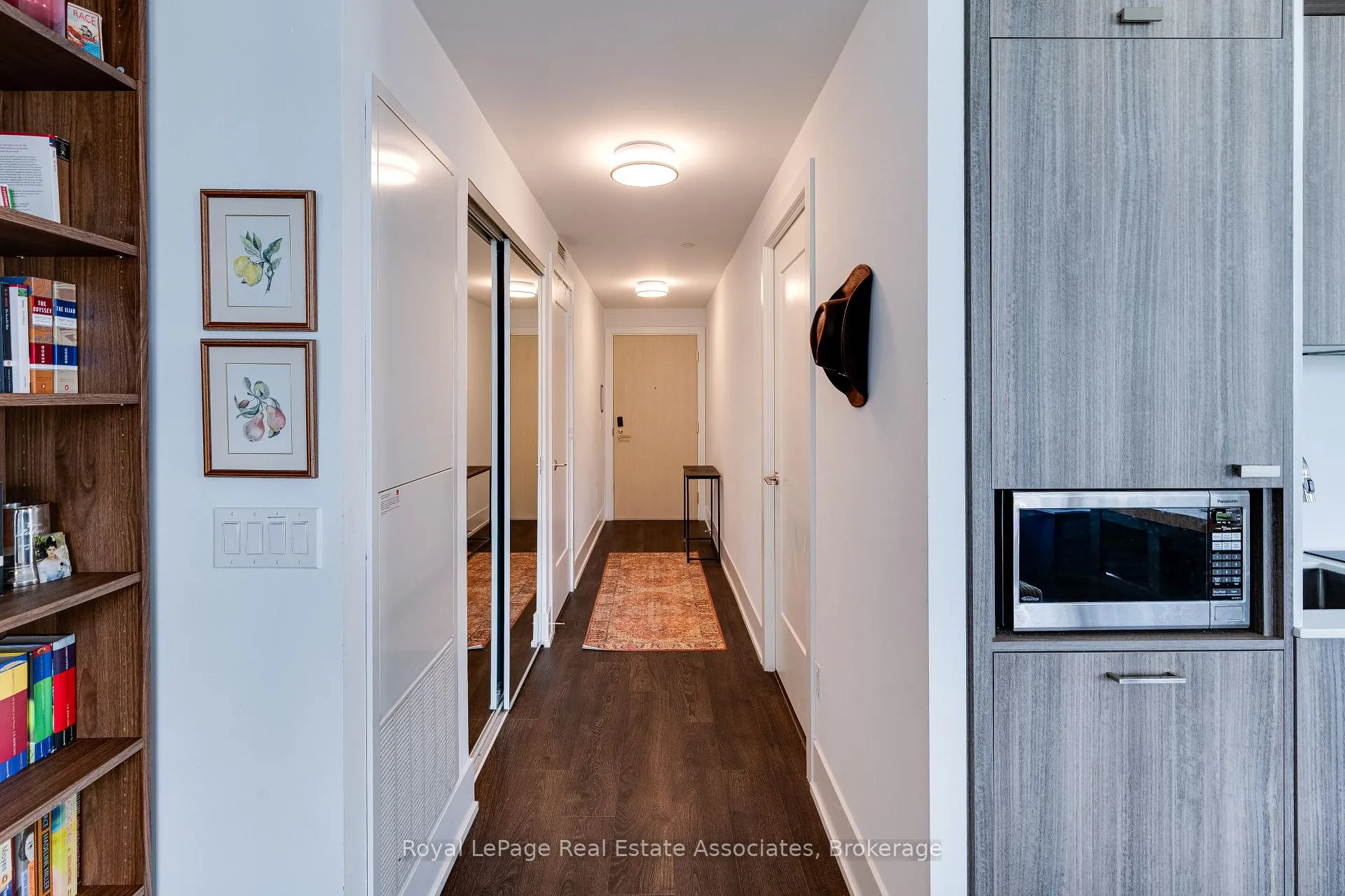 Photo 6 of Unit 1206, 480 Front Street W, Toronto, Waterfront Communities — HOMEH