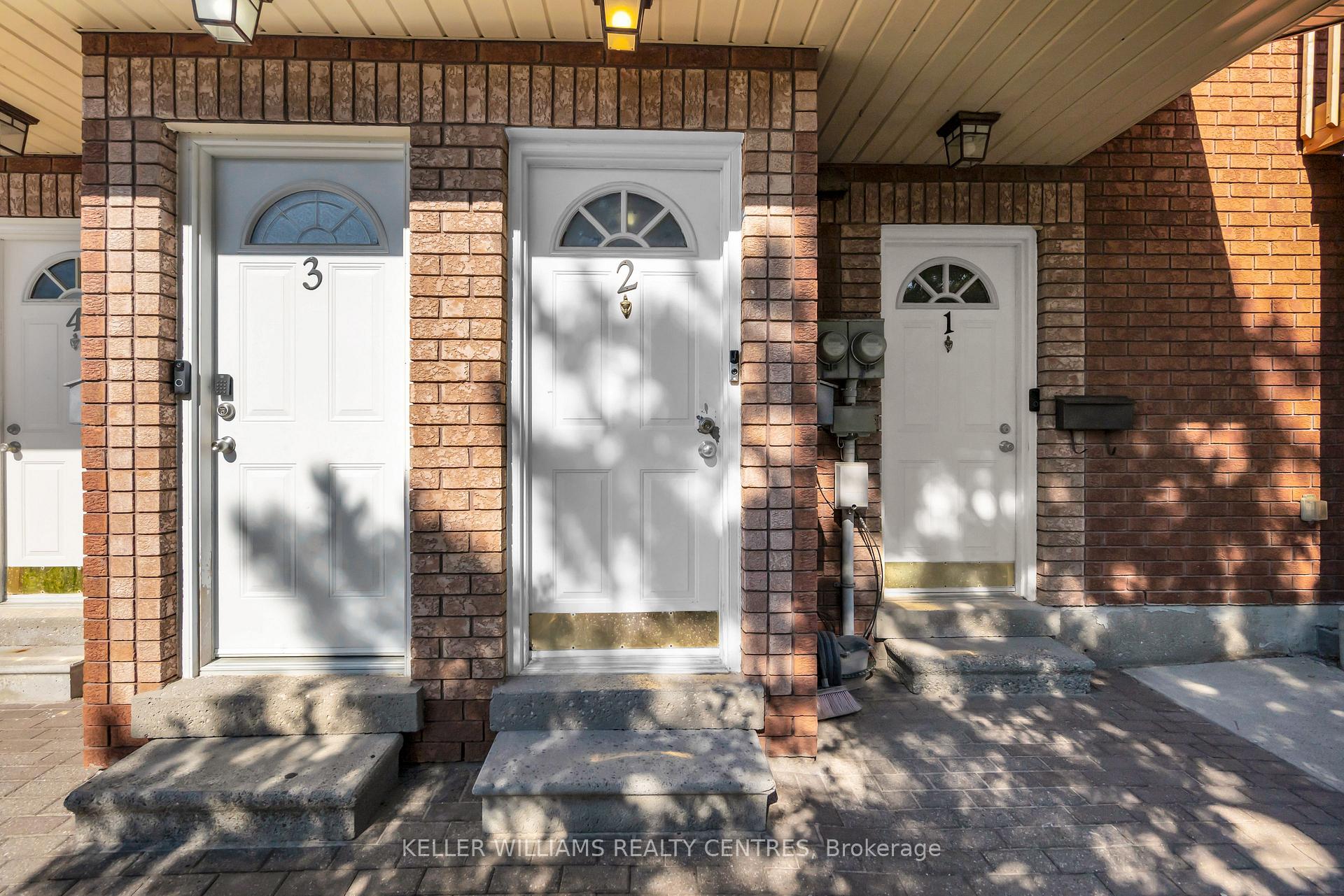 Photo 3 of Unit 2, 22 Meadow Lane, Barrie, Ardagh — HOMEH