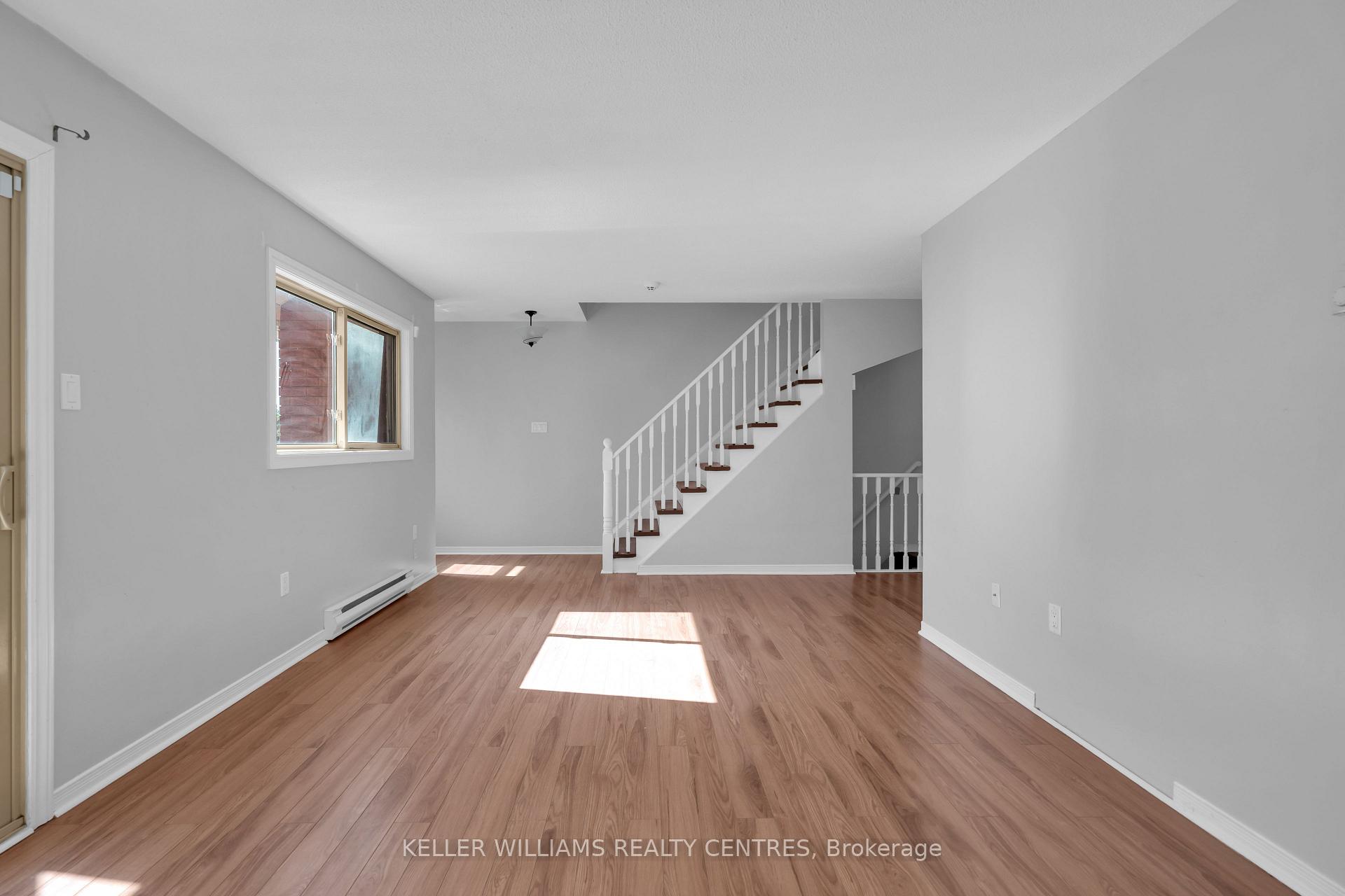 Photo 10 of Unit 2, 22 Meadow Lane, Barrie, Ardagh — HOMEH