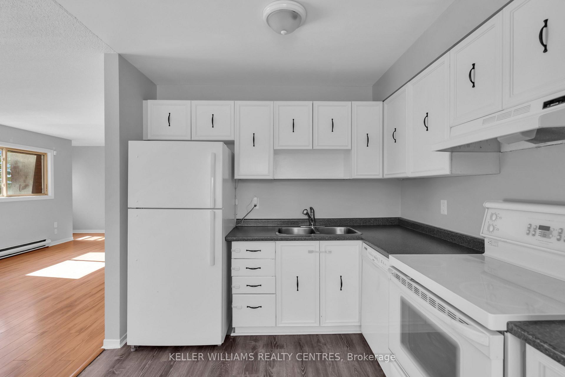 Photo 16 of Unit 2, 22 Meadow Lane, Barrie, Ardagh — HOMEH