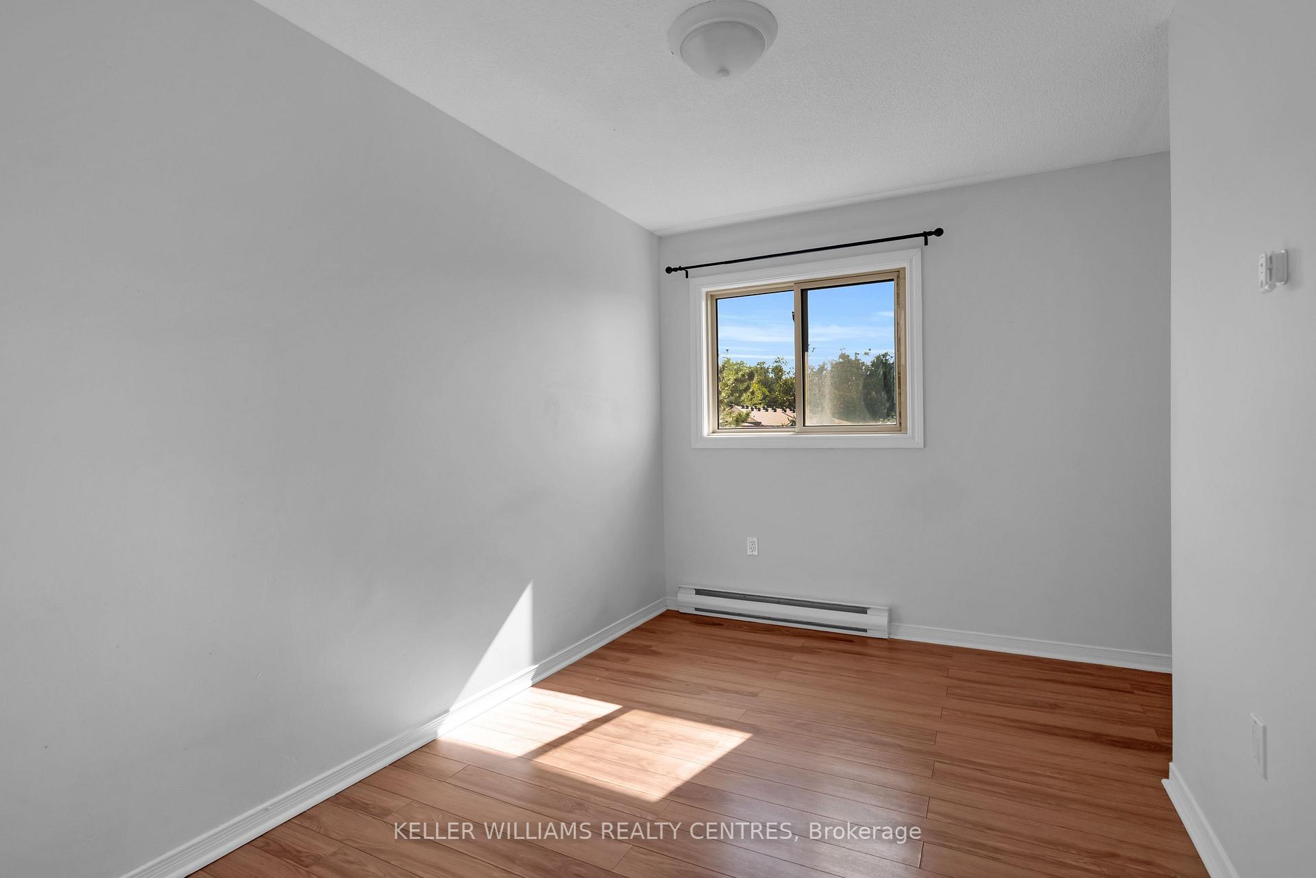 Photo 31 of Unit 2, 22 Meadow Lane, Barrie, Ardagh — HOMEH