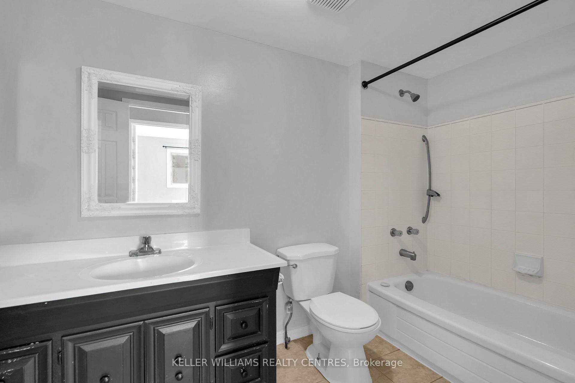 Photo 34 of Unit 2, 22 Meadow Lane, Barrie, Ardagh — HOMEH