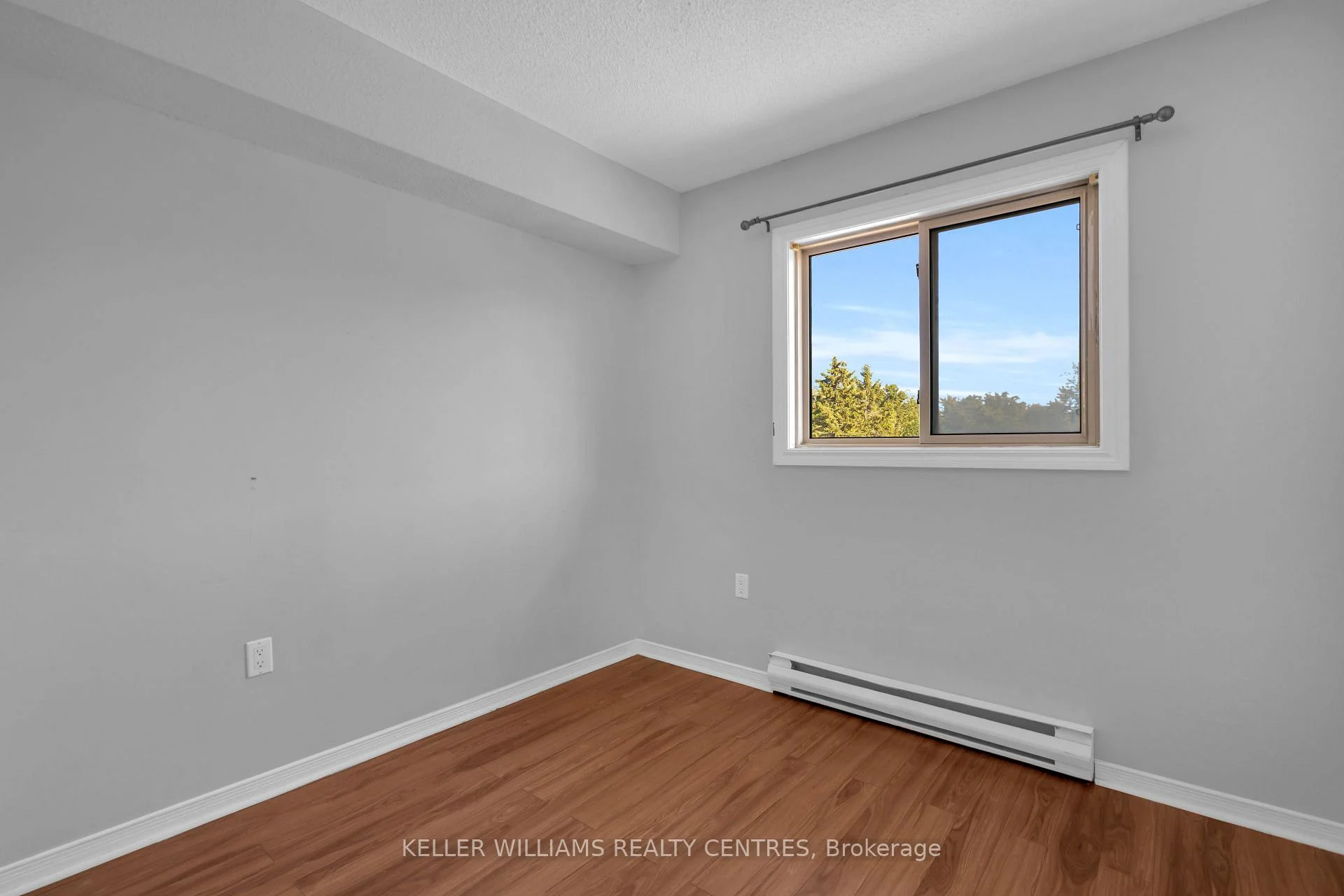 Photo 36 of Unit 2, 22 Meadow Lane, Barrie, Ardagh — HOMEH
