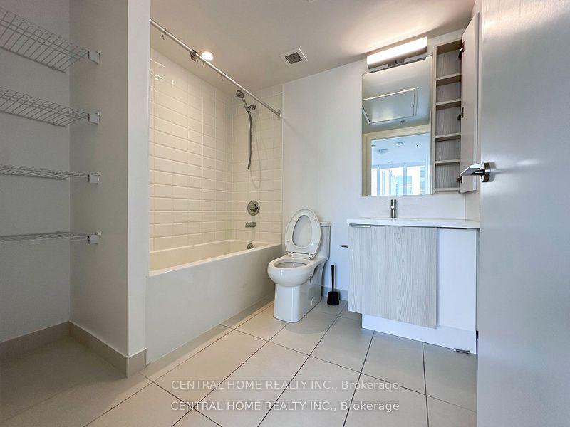 Photo 4 of Unit 806, 203 College Street, Toronto, Waterfront Communities — HOMEH