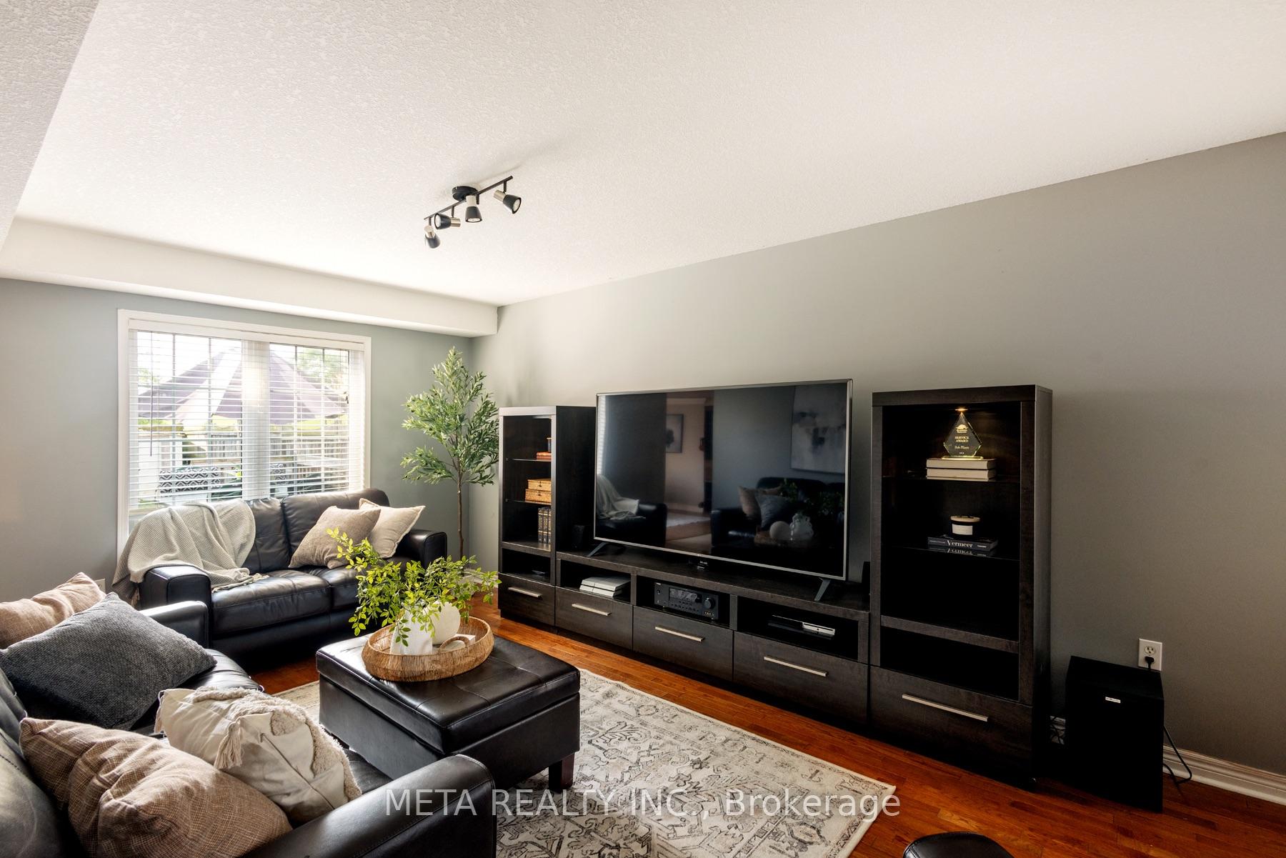 Photo 10 of 1167 Booth Avenue, Innisfil, Alcona — HOMEH