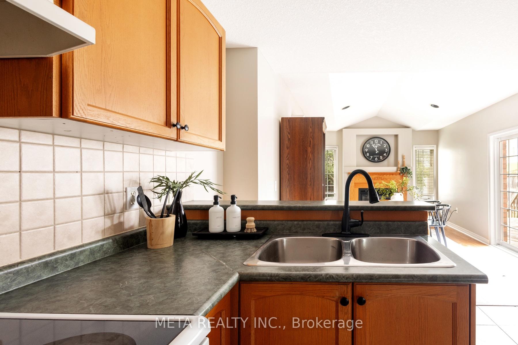 Photo 16 of 1167 Booth Avenue, Innisfil, Alcona — HOMEH