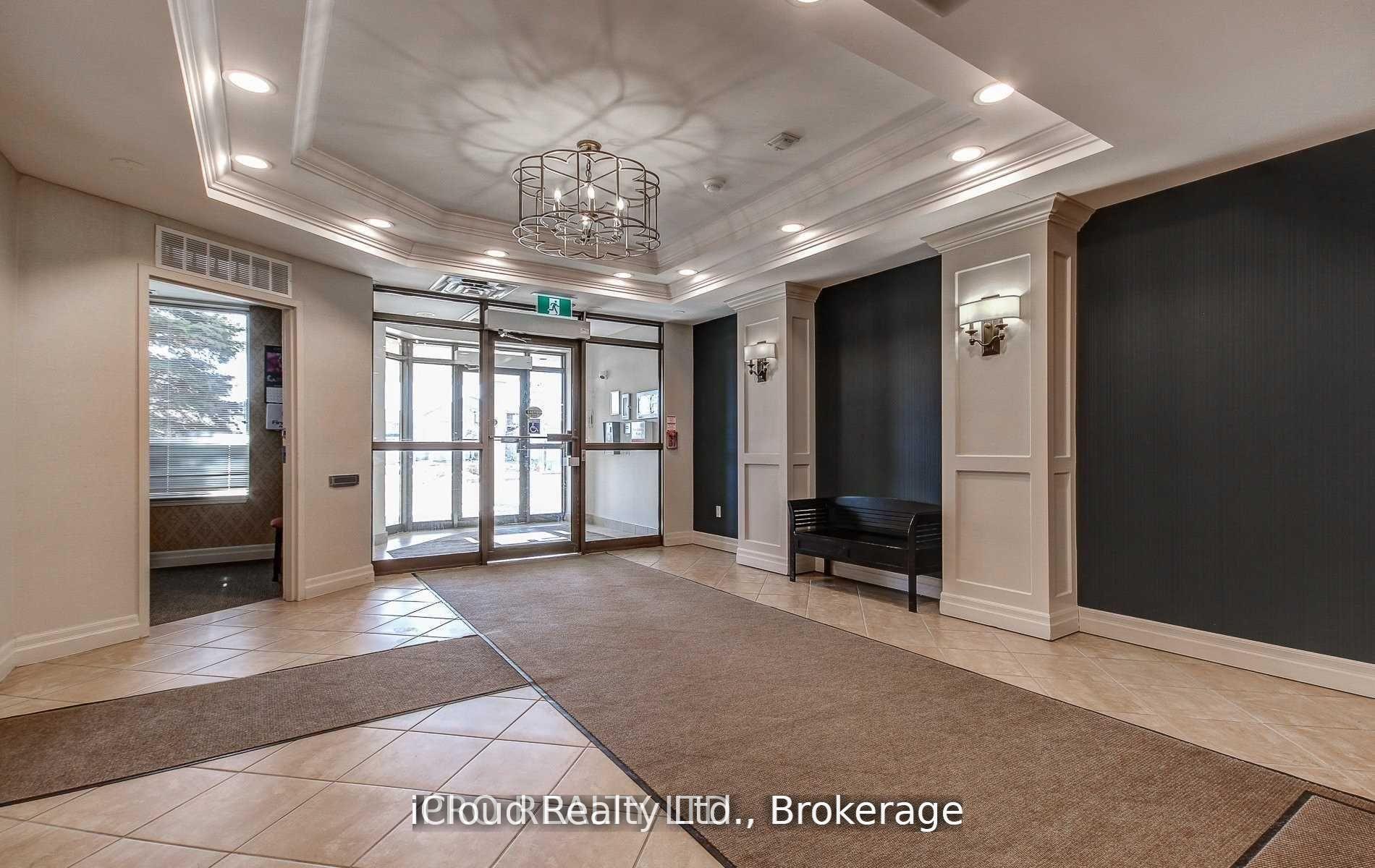 Photo of Unit 207, 300 Ray Lawson Boulevard