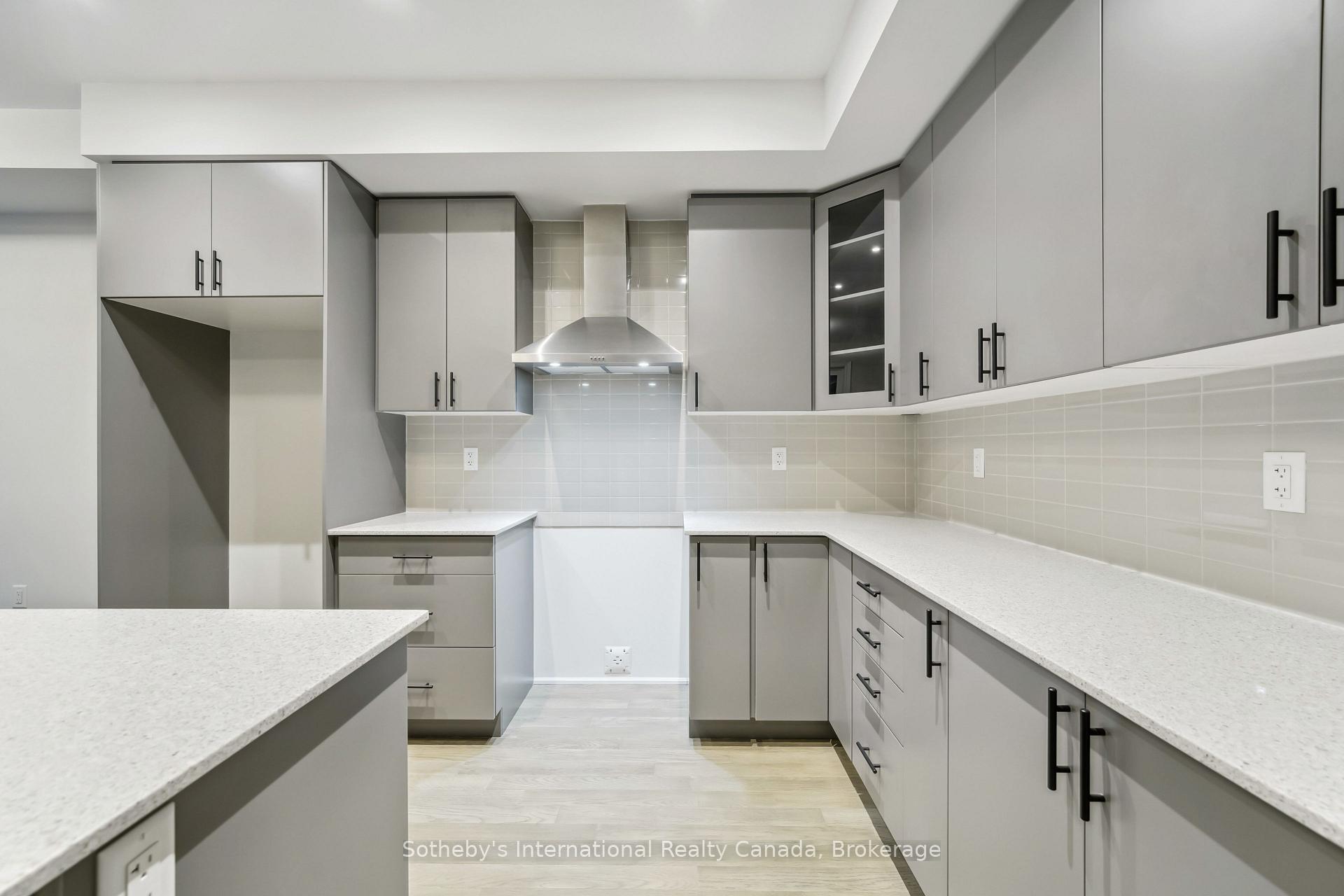 Photo 9 of Unit 8, 2184 Postmaster Drive, Oakville, Westmount — HOMEH