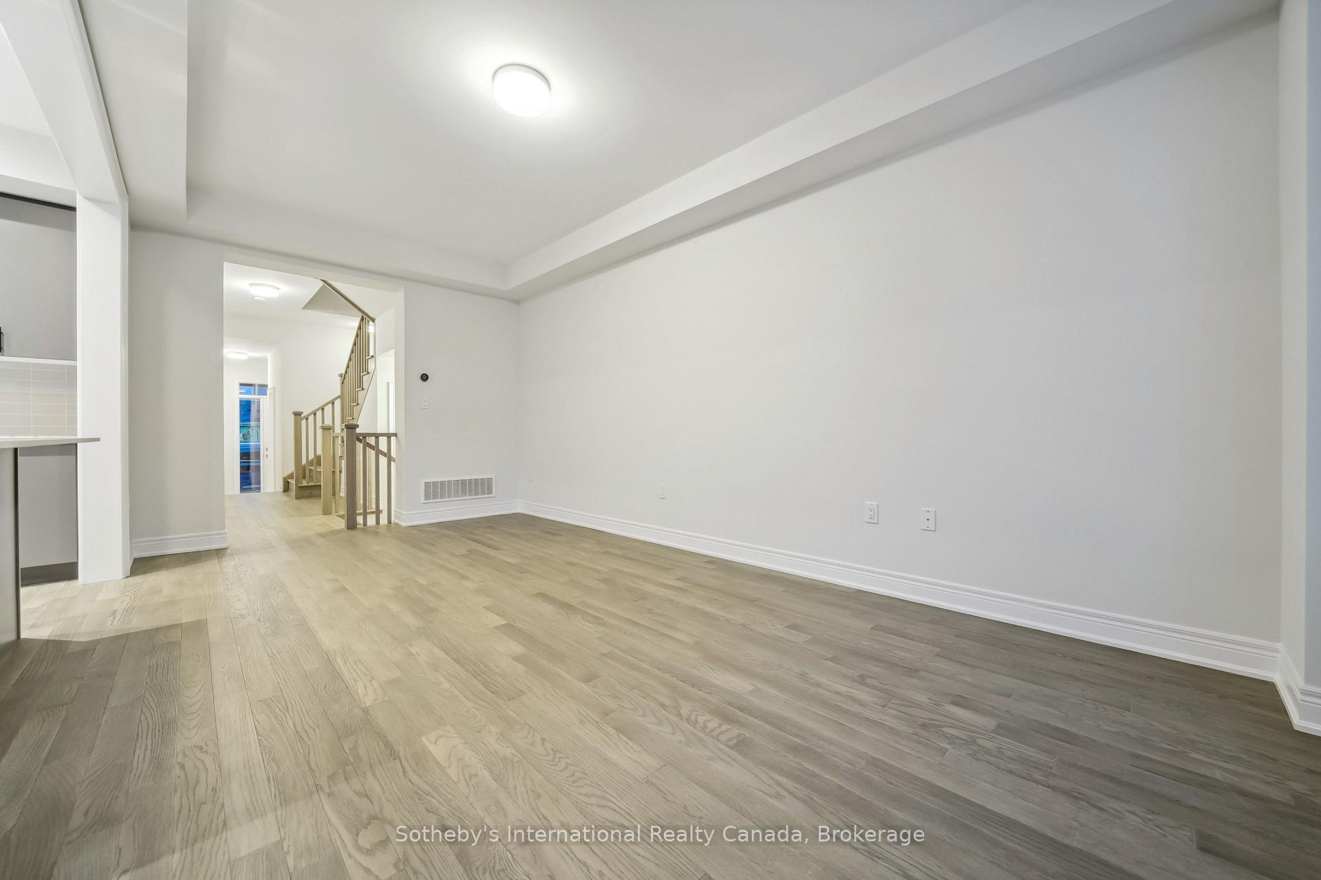 Photo 18 of Unit 8, 2184 Postmaster Drive, Oakville, Westmount — HOMEH