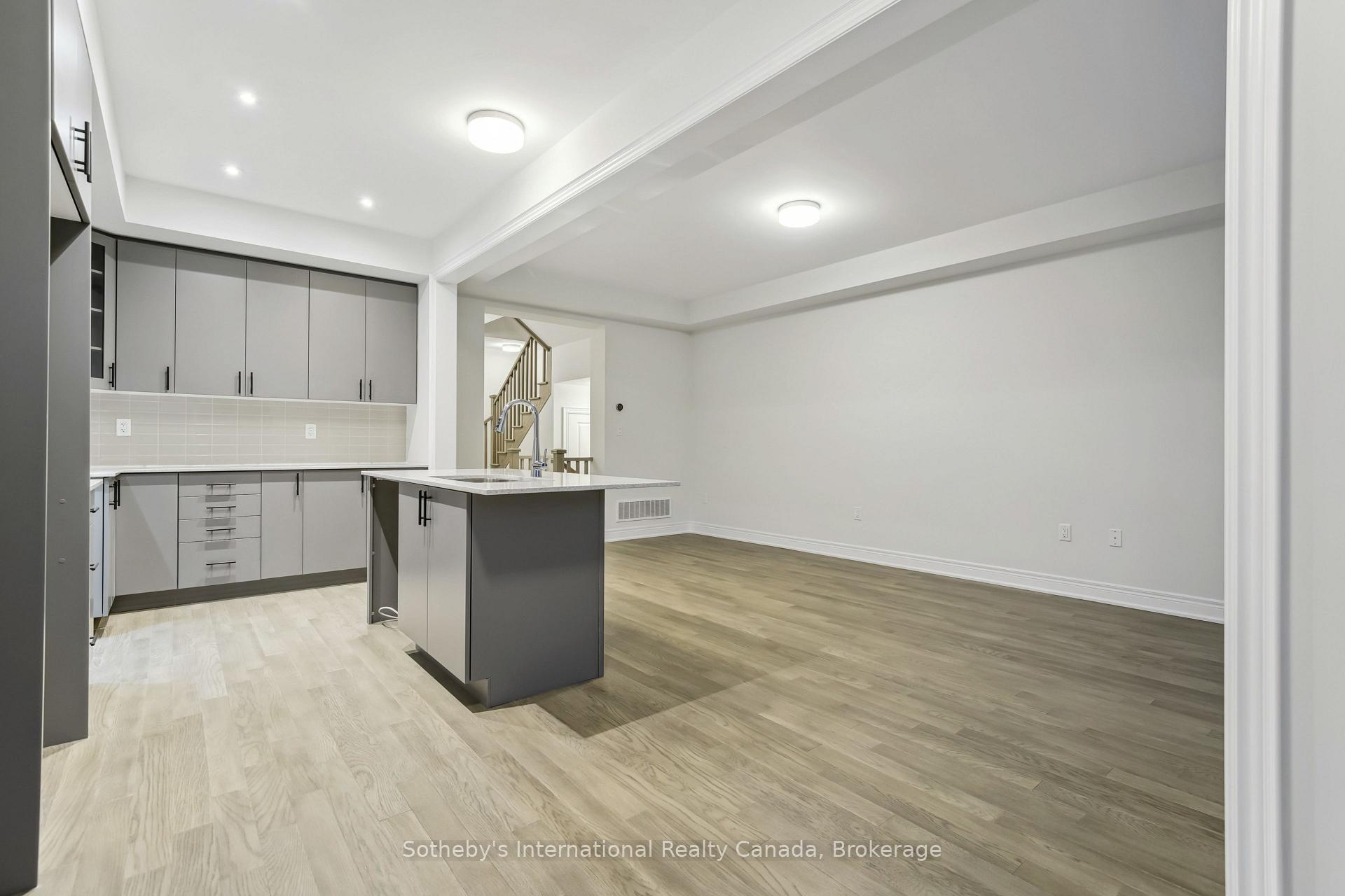 Photo 20 of Unit 8, 2184 Postmaster Drive, Oakville, Westmount — HOMEH