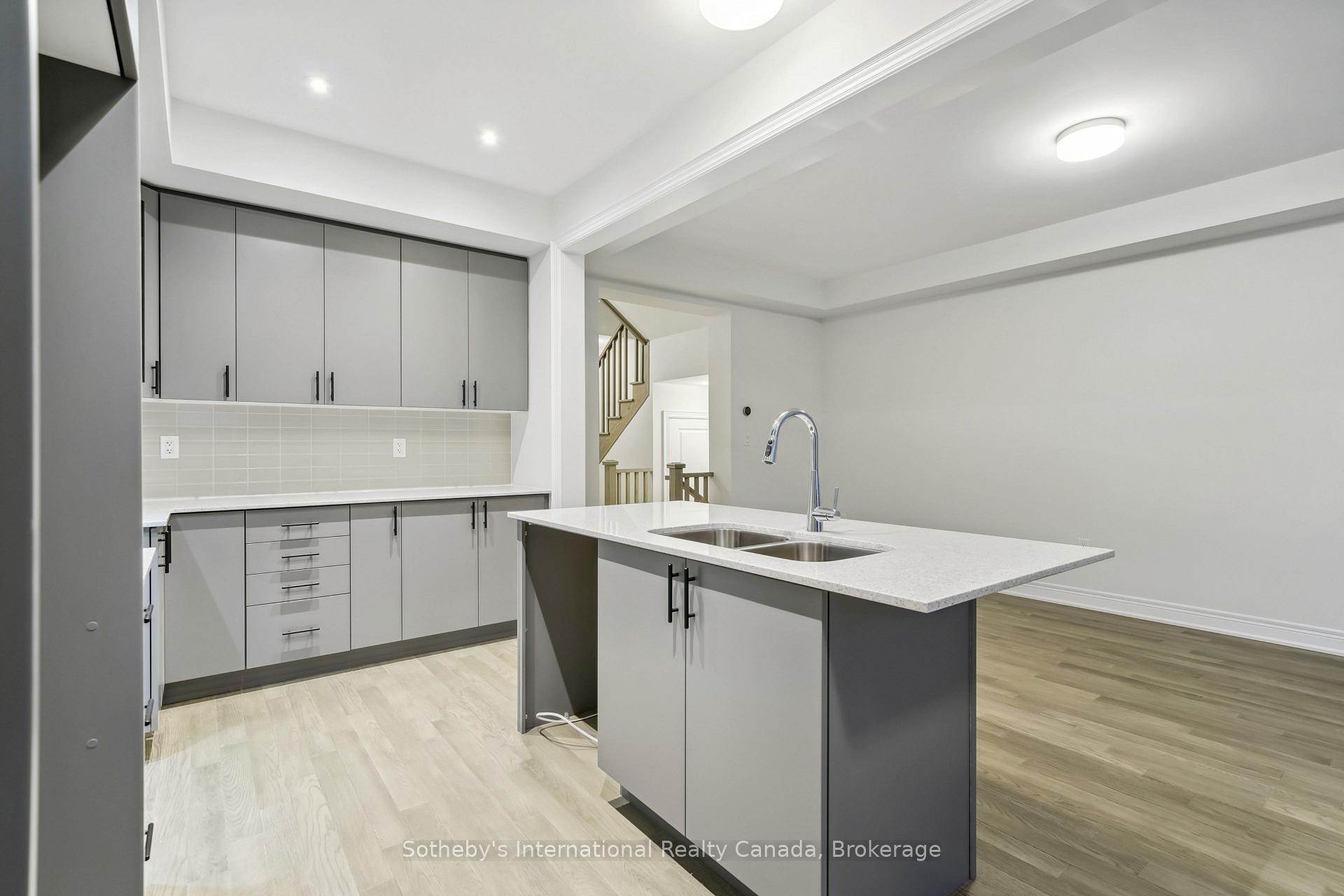 Photo 22 of Unit 8, 2184 Postmaster Drive, Oakville, Westmount — HOMEH