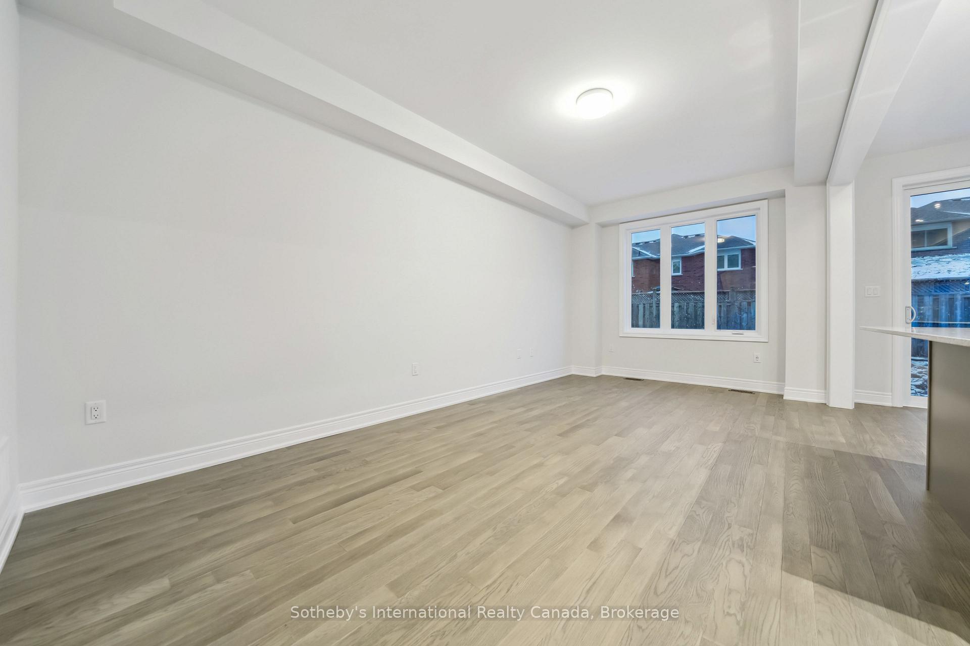 Photo 23 of Unit 8, 2184 Postmaster Drive, Oakville, Westmount — HOMEH