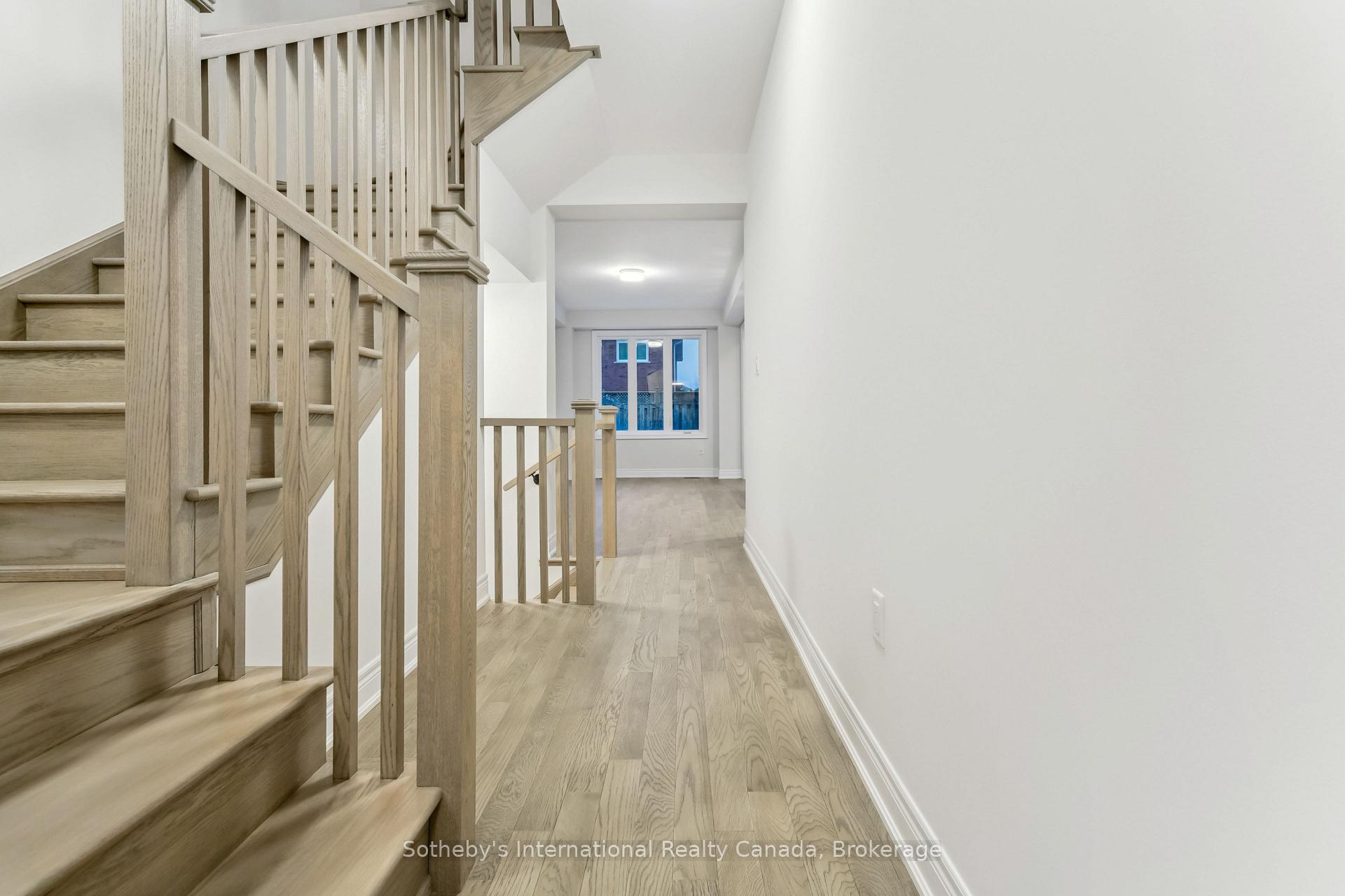 Photo 32 of Unit 8, 2184 Postmaster Drive, Oakville, Westmount — HOMEH