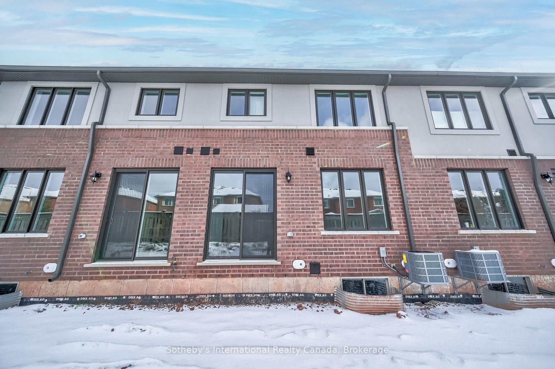 Photo 37 of Unit 8, 2184 Postmaster Drive, Oakville, Westmount — HOMEH