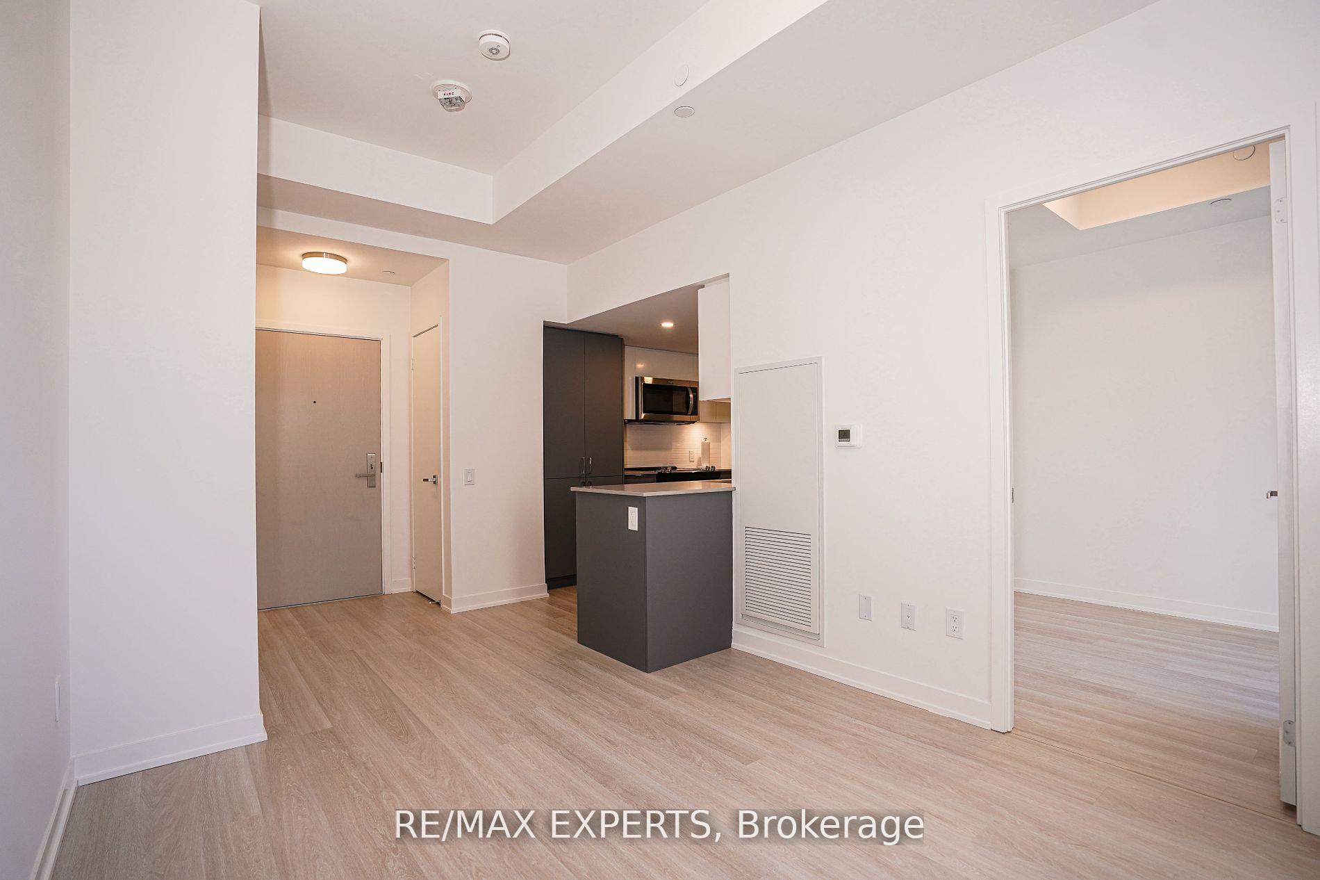 Photo 3 of Unit 532, 500 Wilson Avenue, North York, Clanton Park — HOMEH