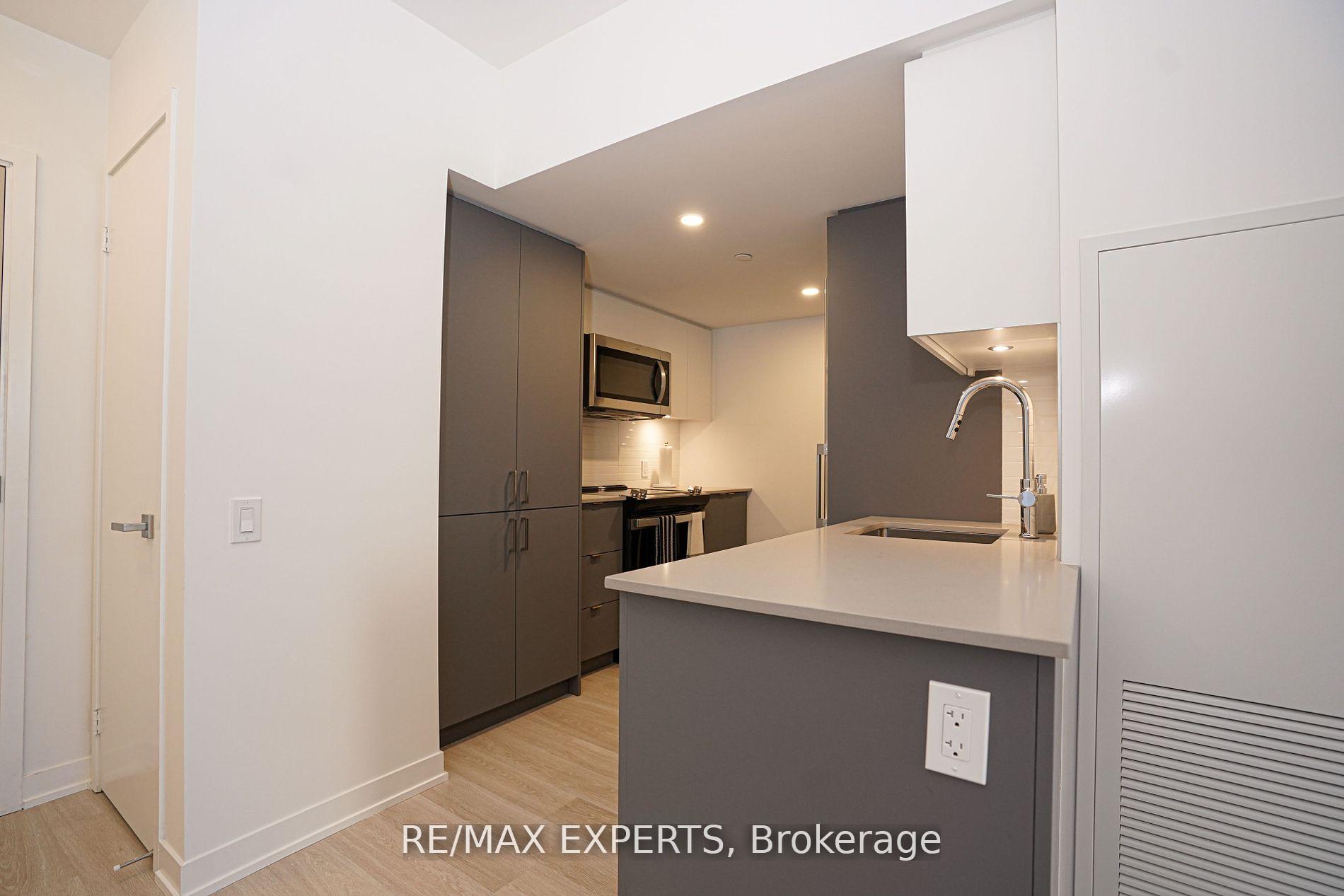 Photo 8 of Unit 532, 500 Wilson Avenue, North York, Clanton Park — HOMEH