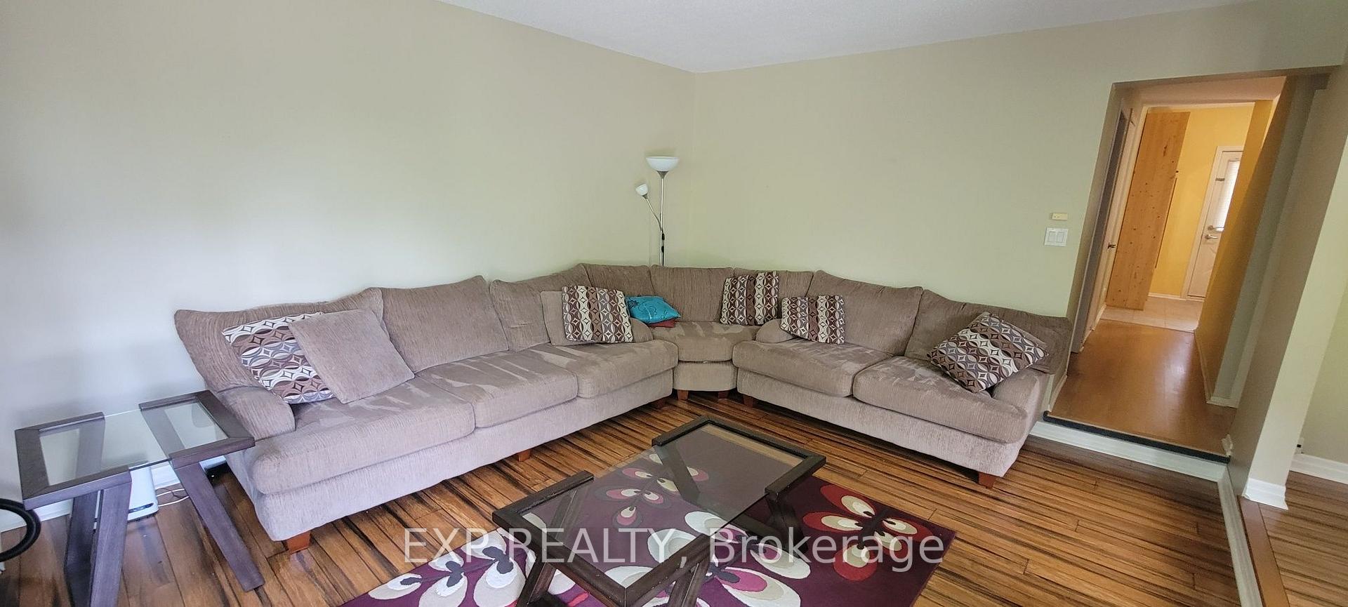 Photo 7 of 796 Harlequin Crescent, Ottawa, Chatelaine Village — HOMEH